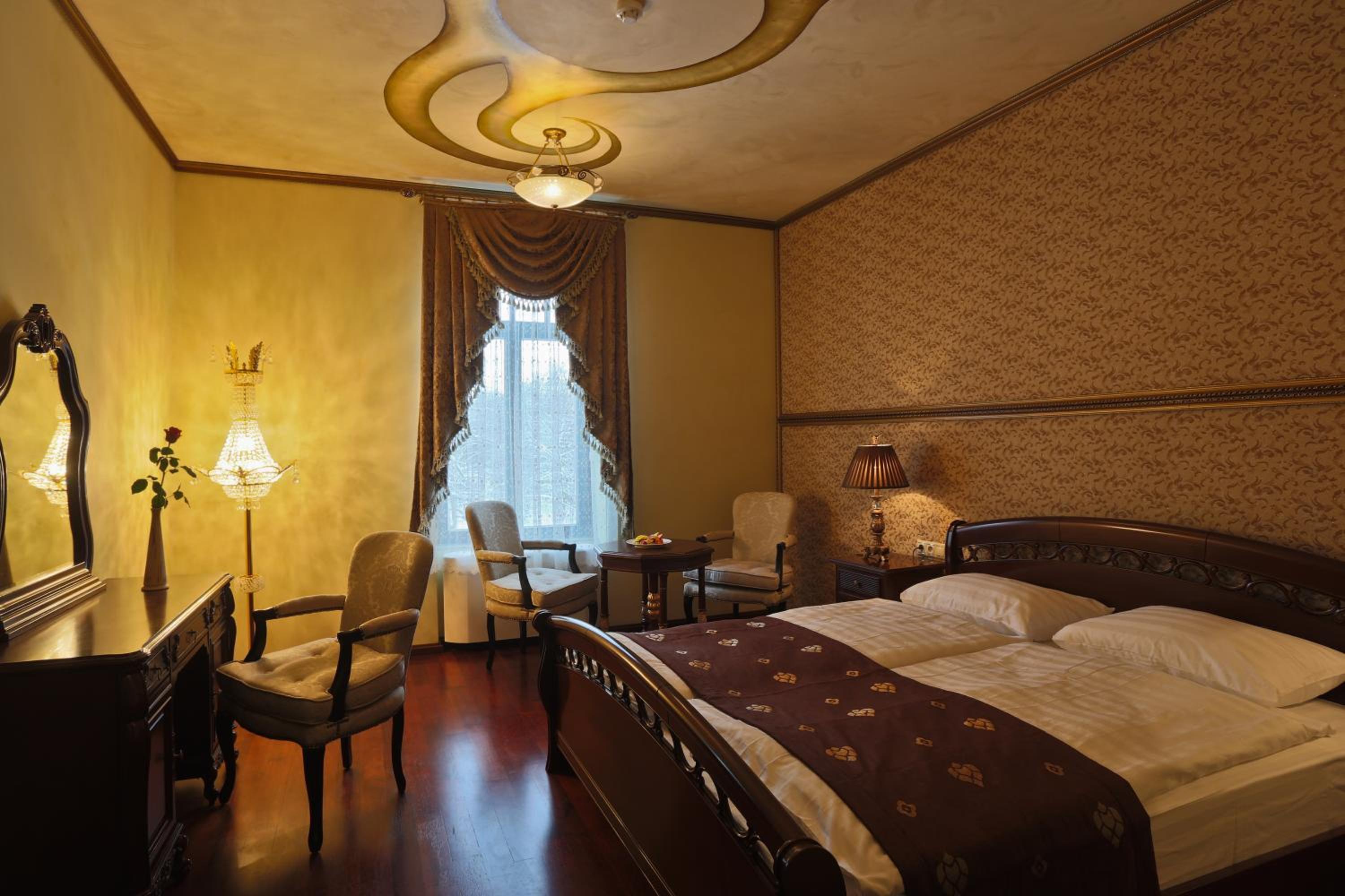 Available room