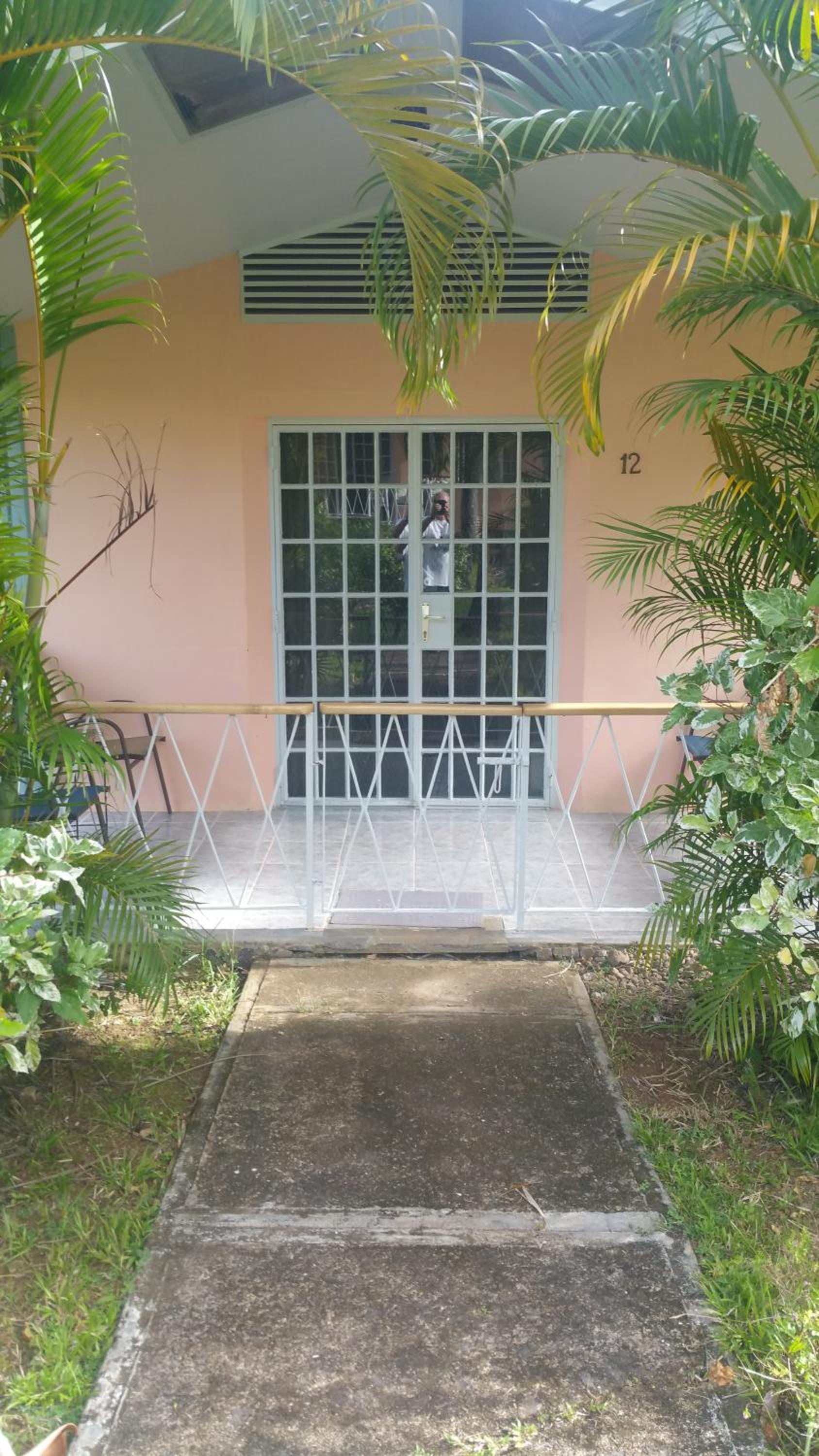 Two-Bedroom Cottage photo 2