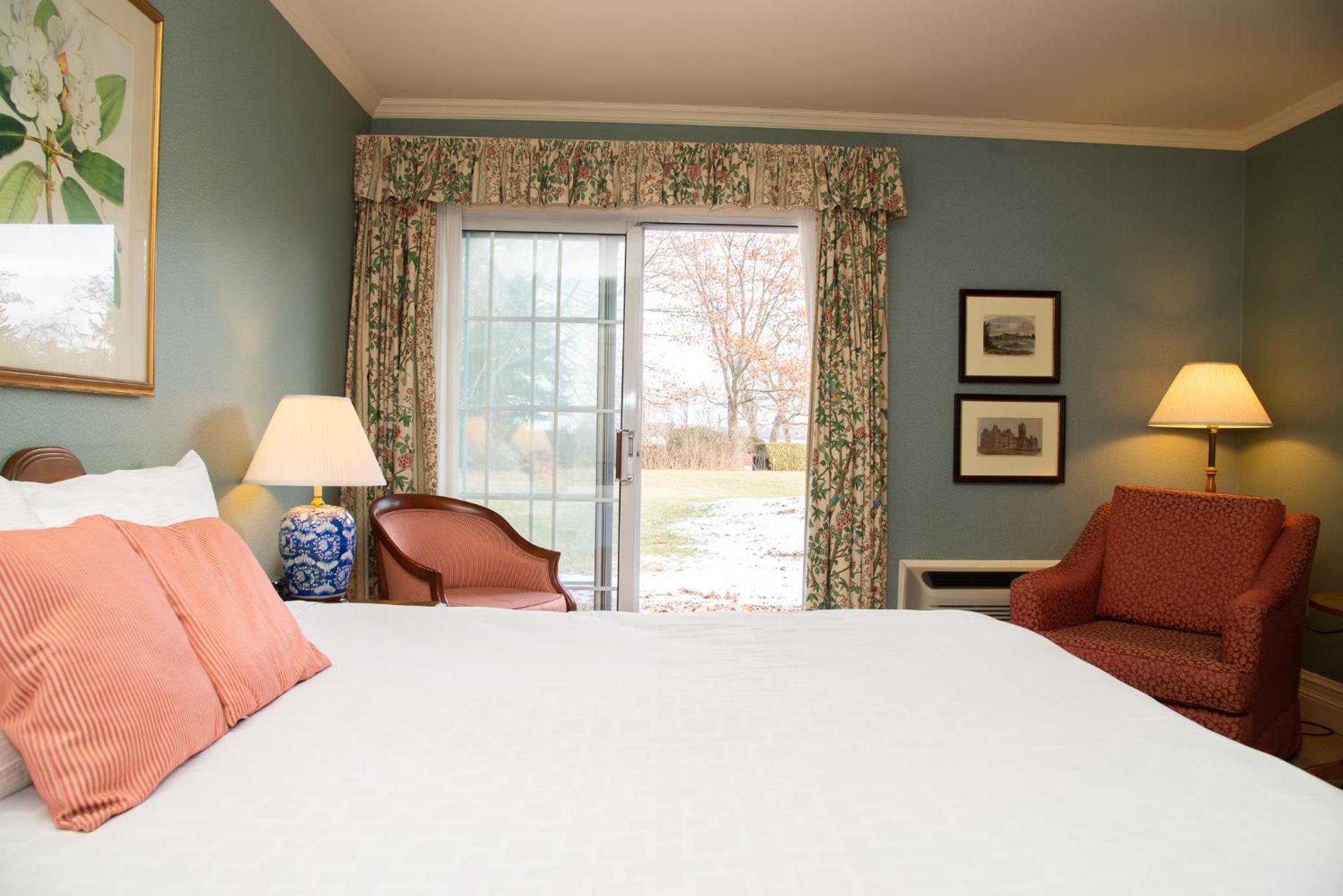 King Room with Garden View