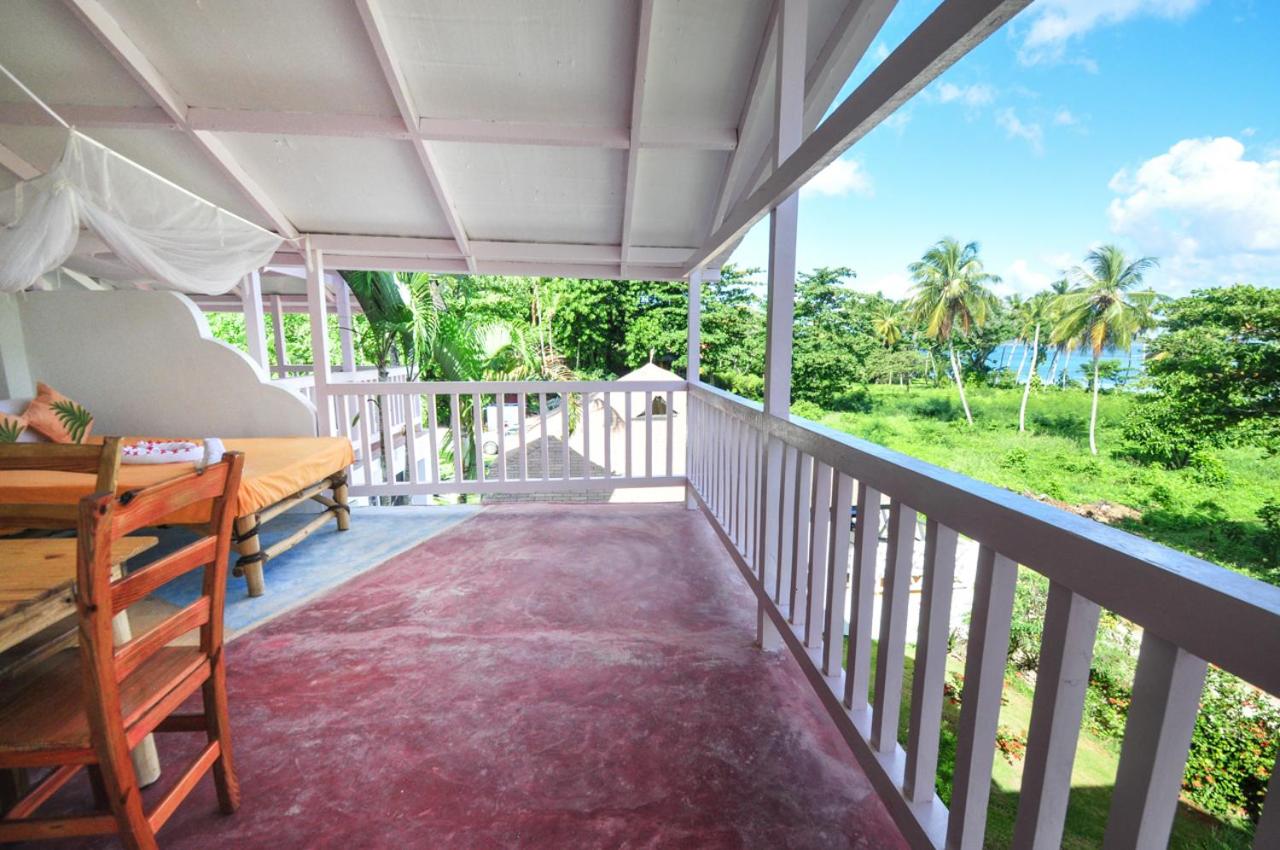 Studio Apartment with Sea View photo 2