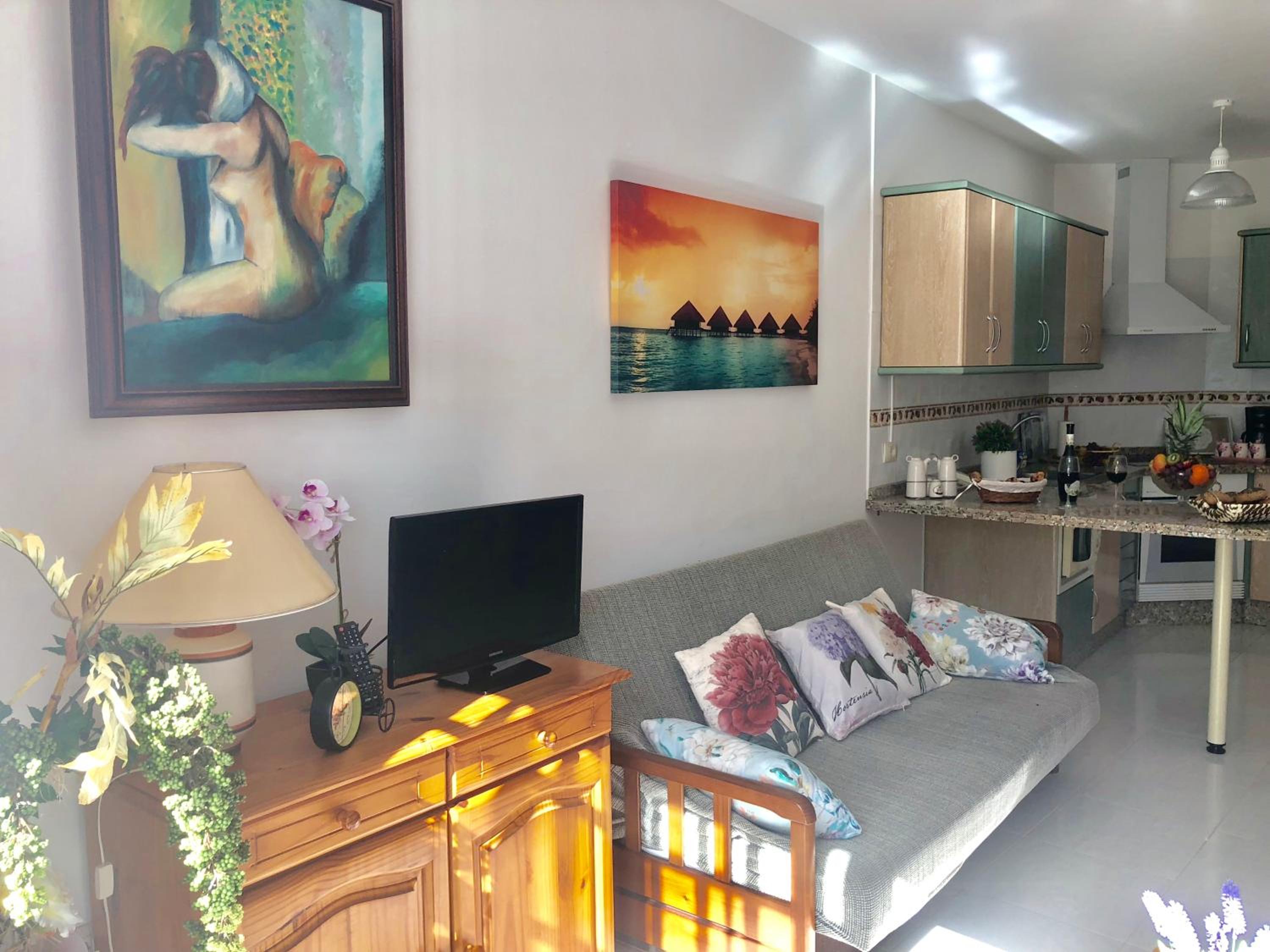 Apartment with Terrace - Photo 14