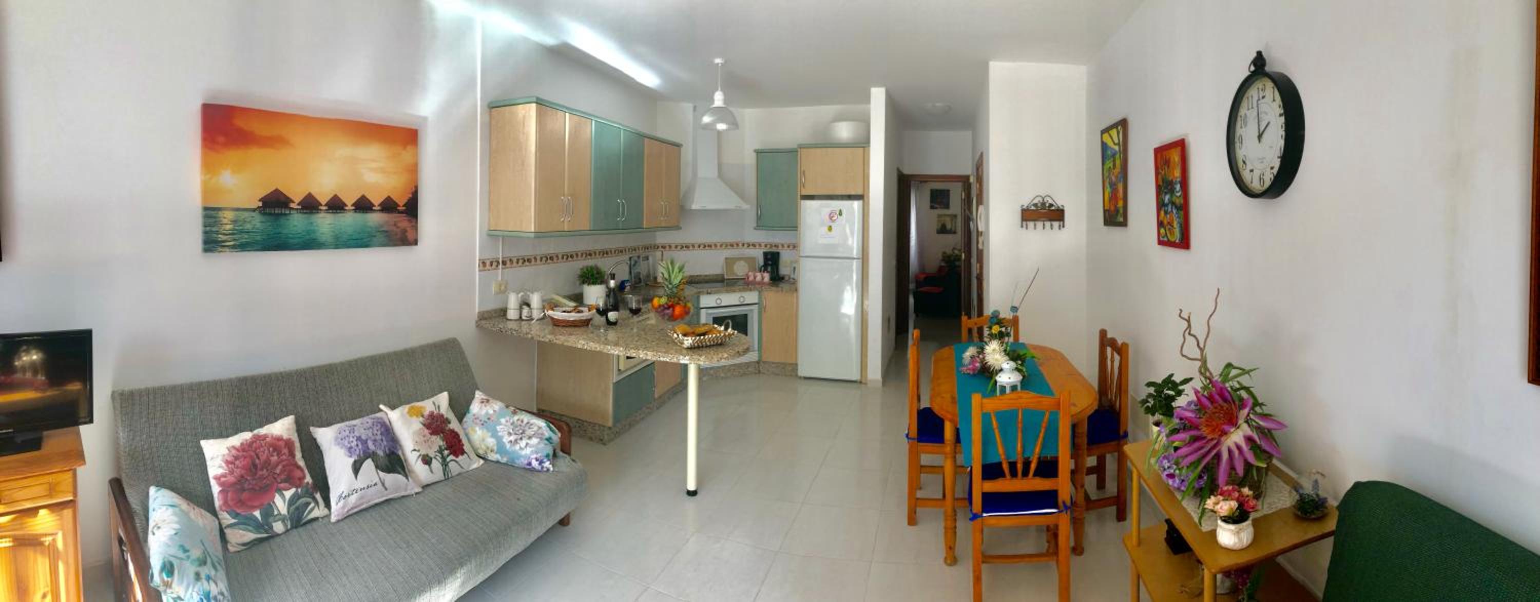 Apartment with Terrace - Photo 15