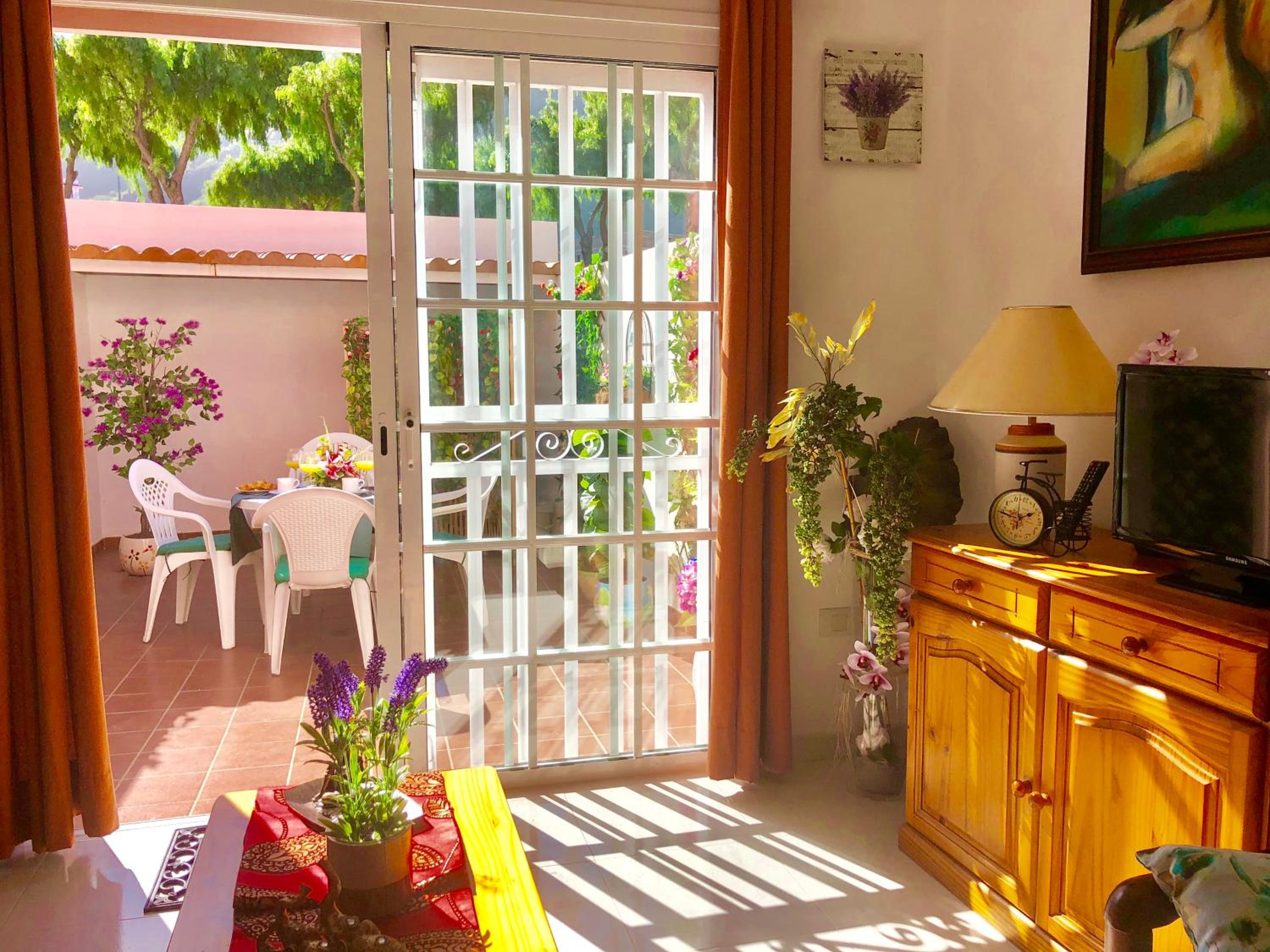 Apartment with Terrace - Photo 1