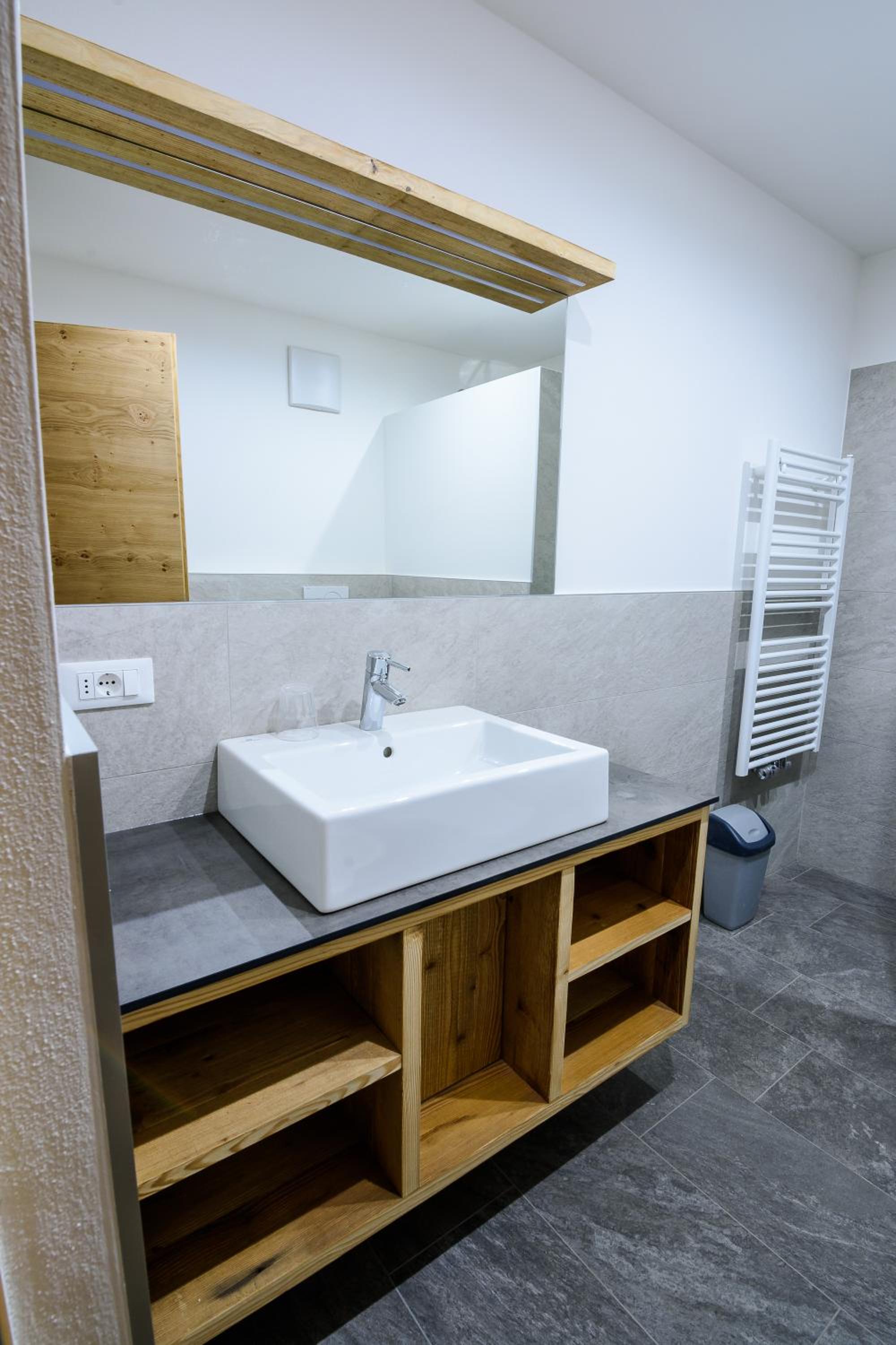 Apartment with Terrace photo 2