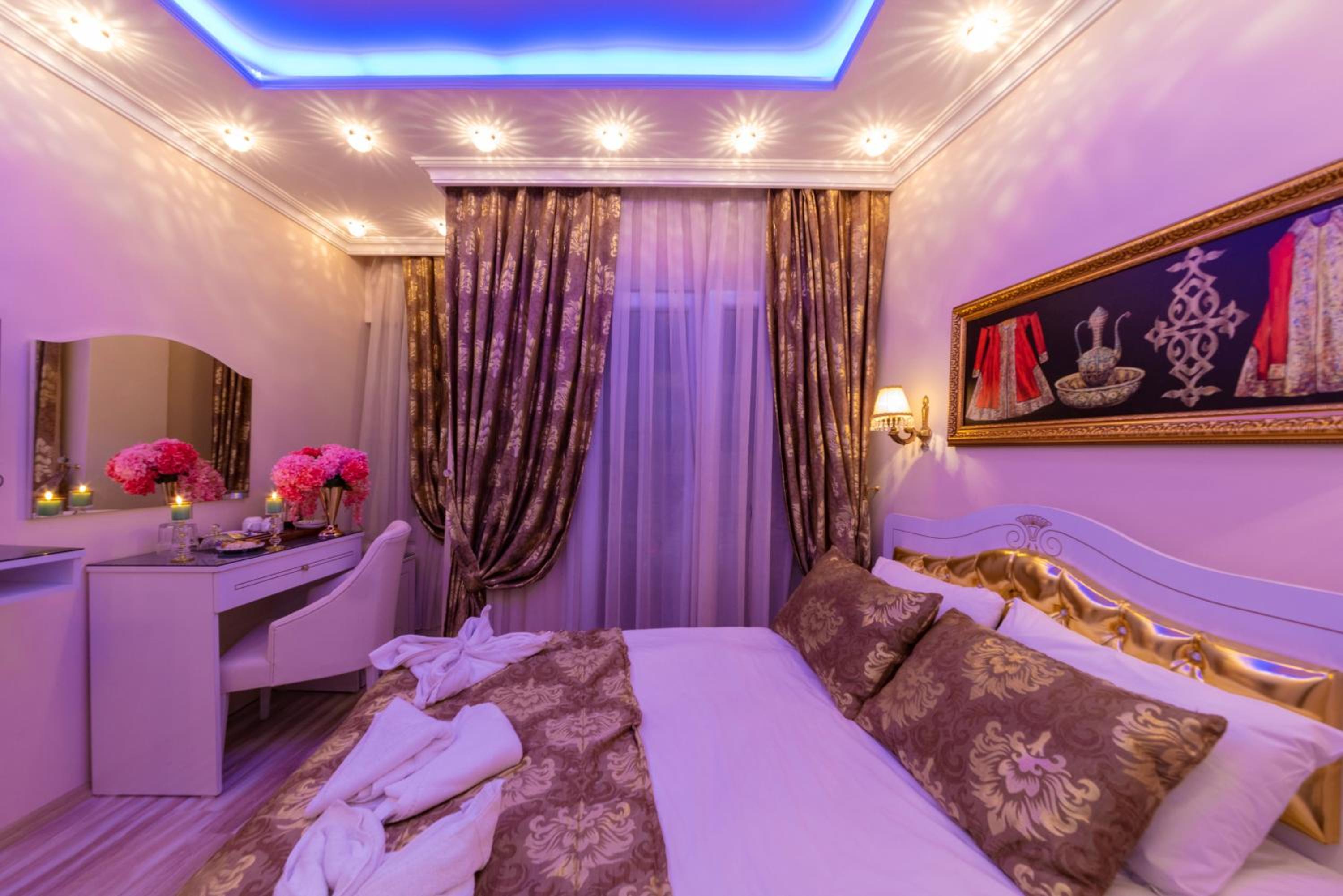 Double Room with Balcony photo 2