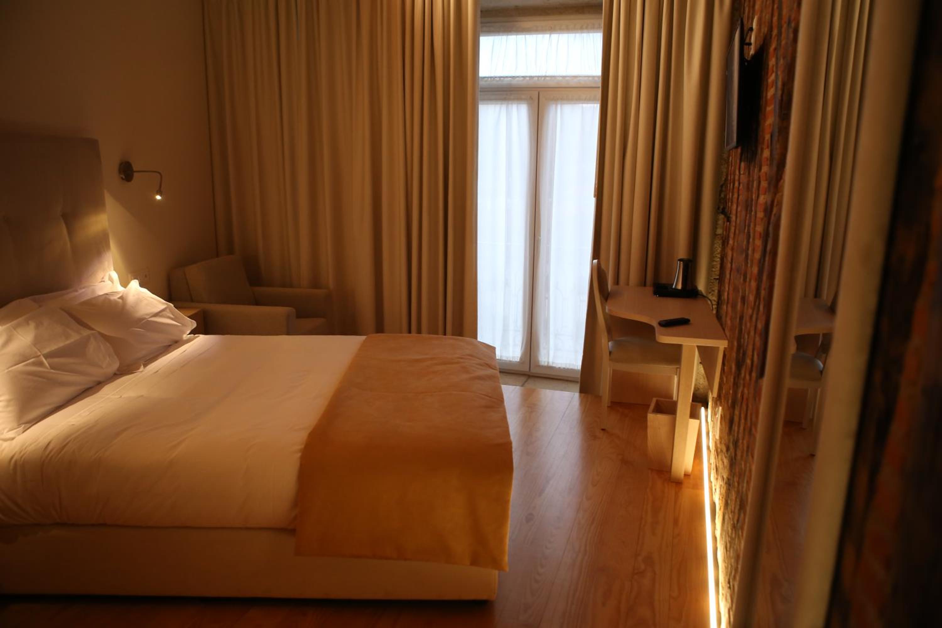 Standard Double Room - Photo 5