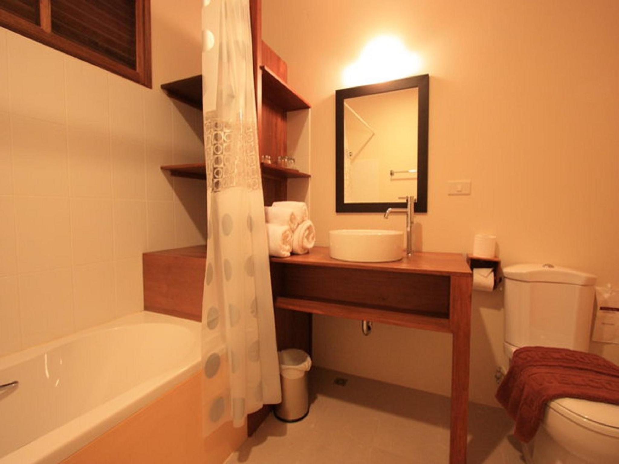 Deluxe Double Room - Photo 26