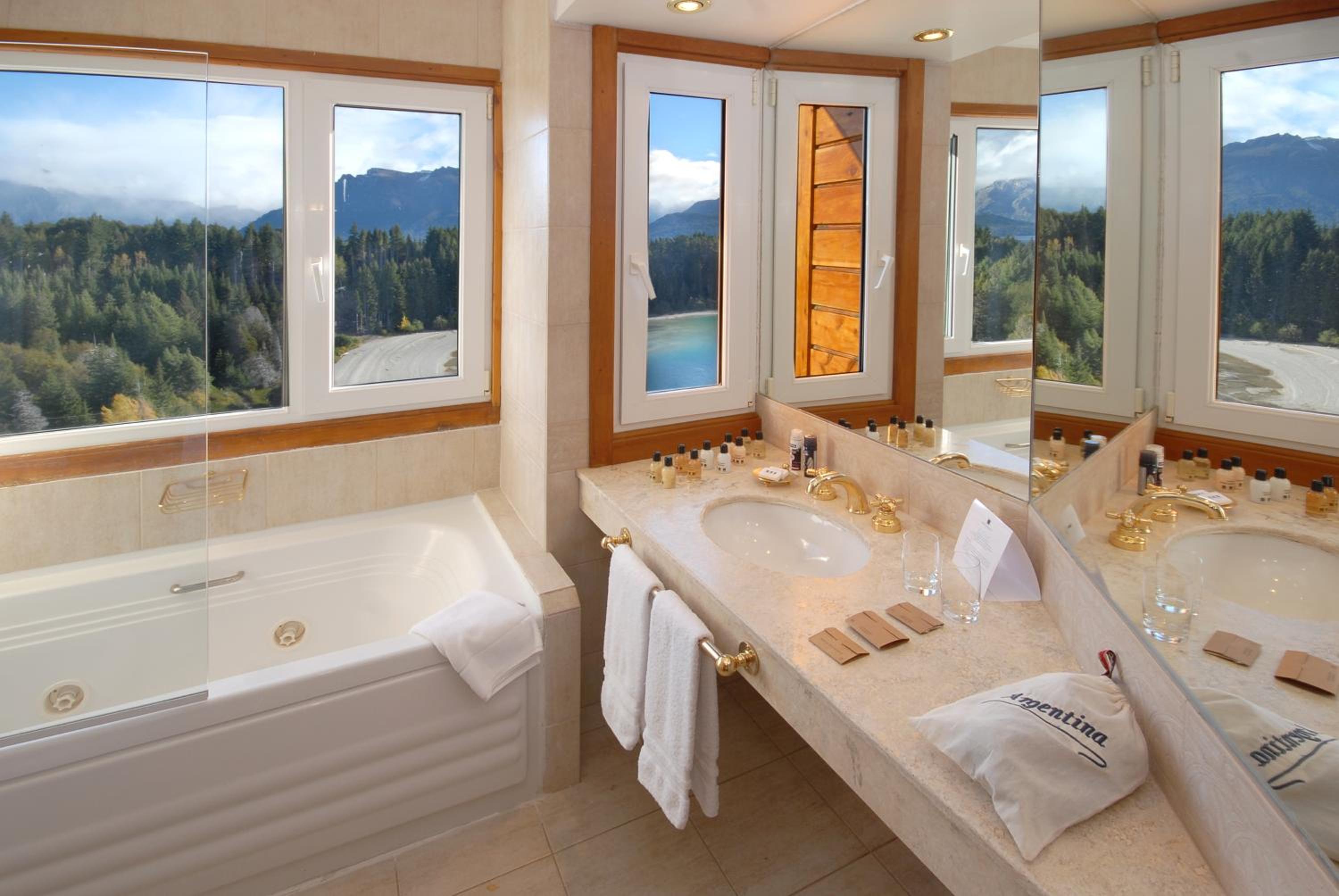 Double Room with Lake View photo 3