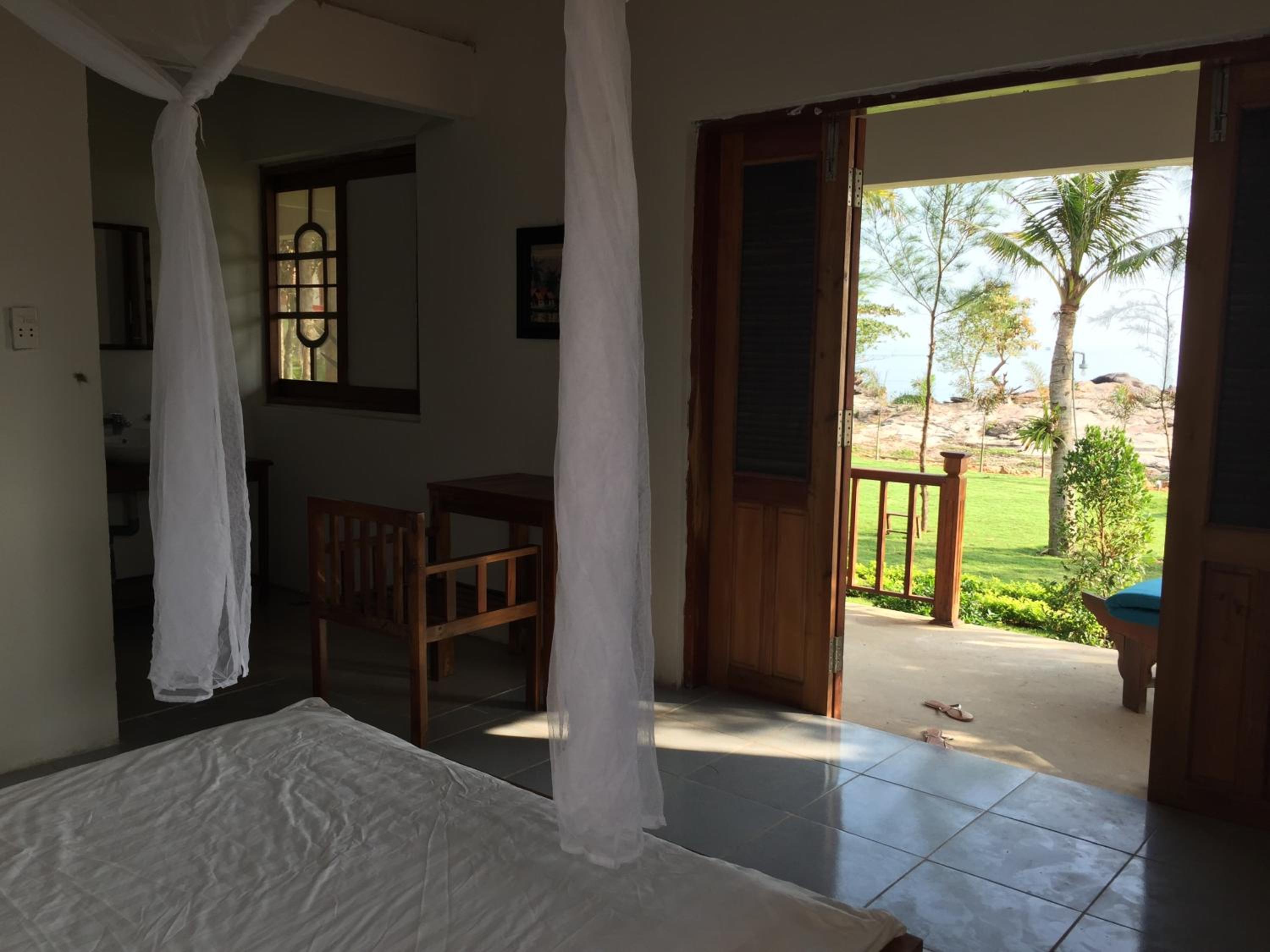 Bungalow with Sea View