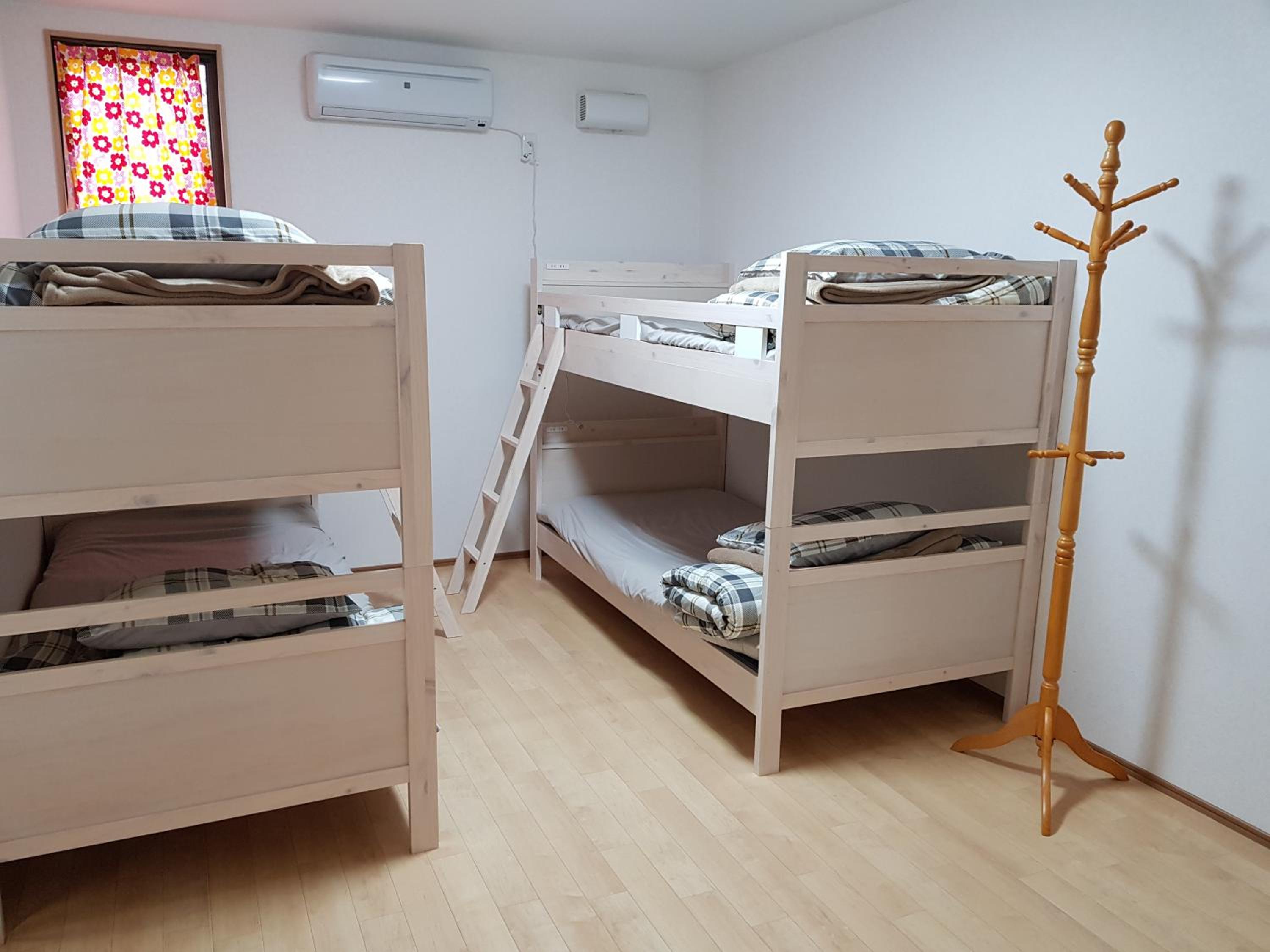 Quadruple Room - Photo 1