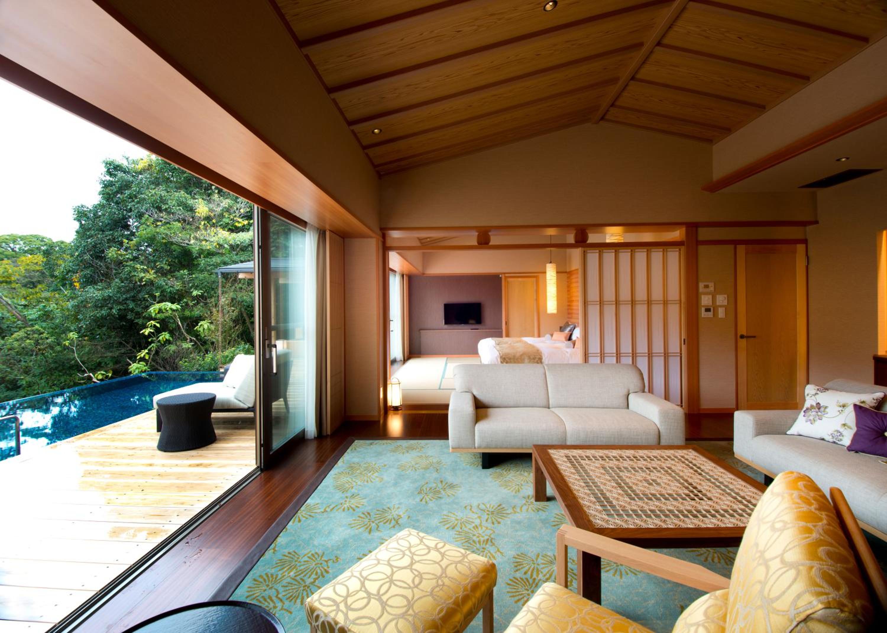 One-Bedroom Villa with Private Pool and Open-Air Bath