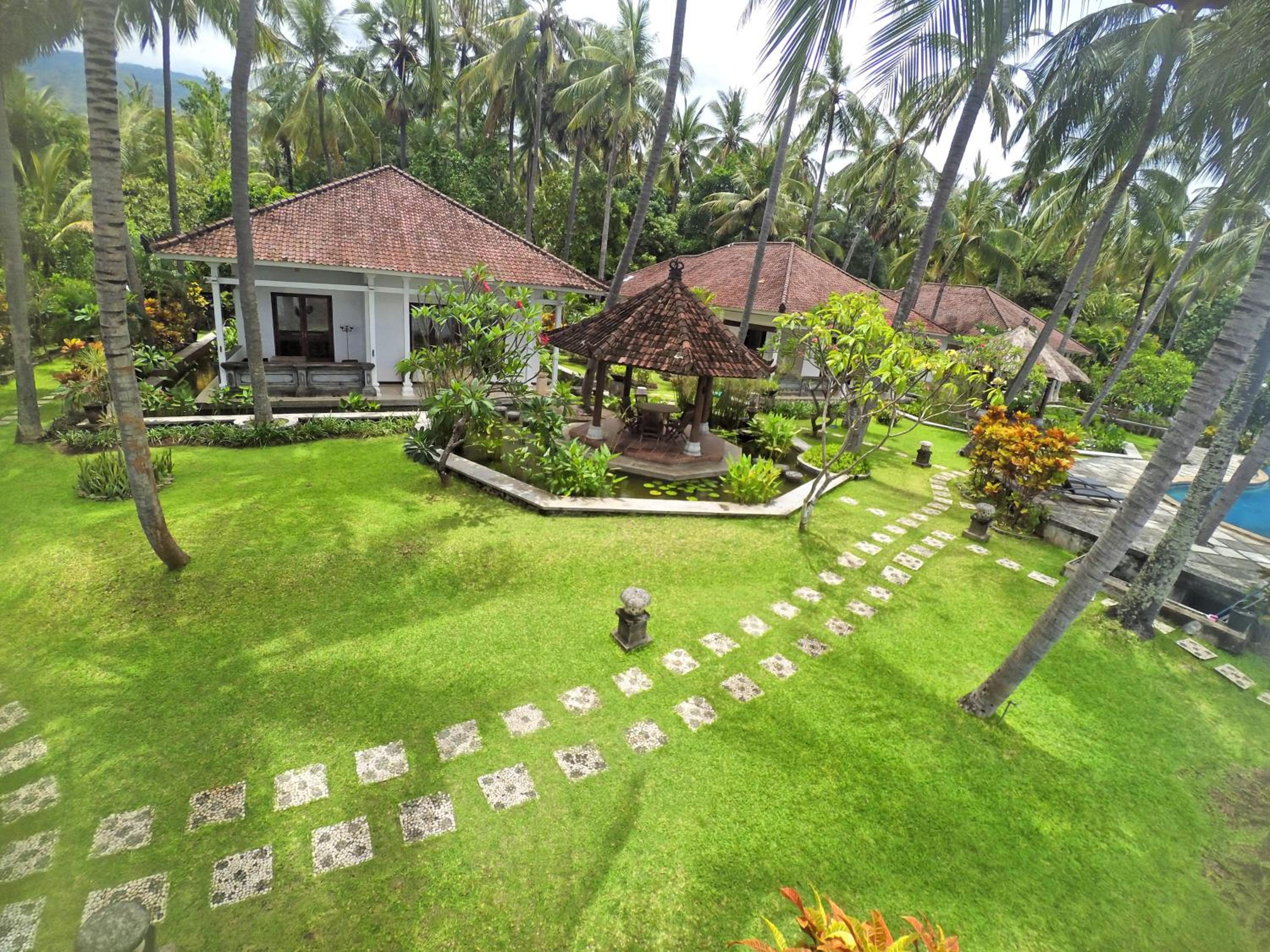 Three-Bedroom Villa - Photo 20