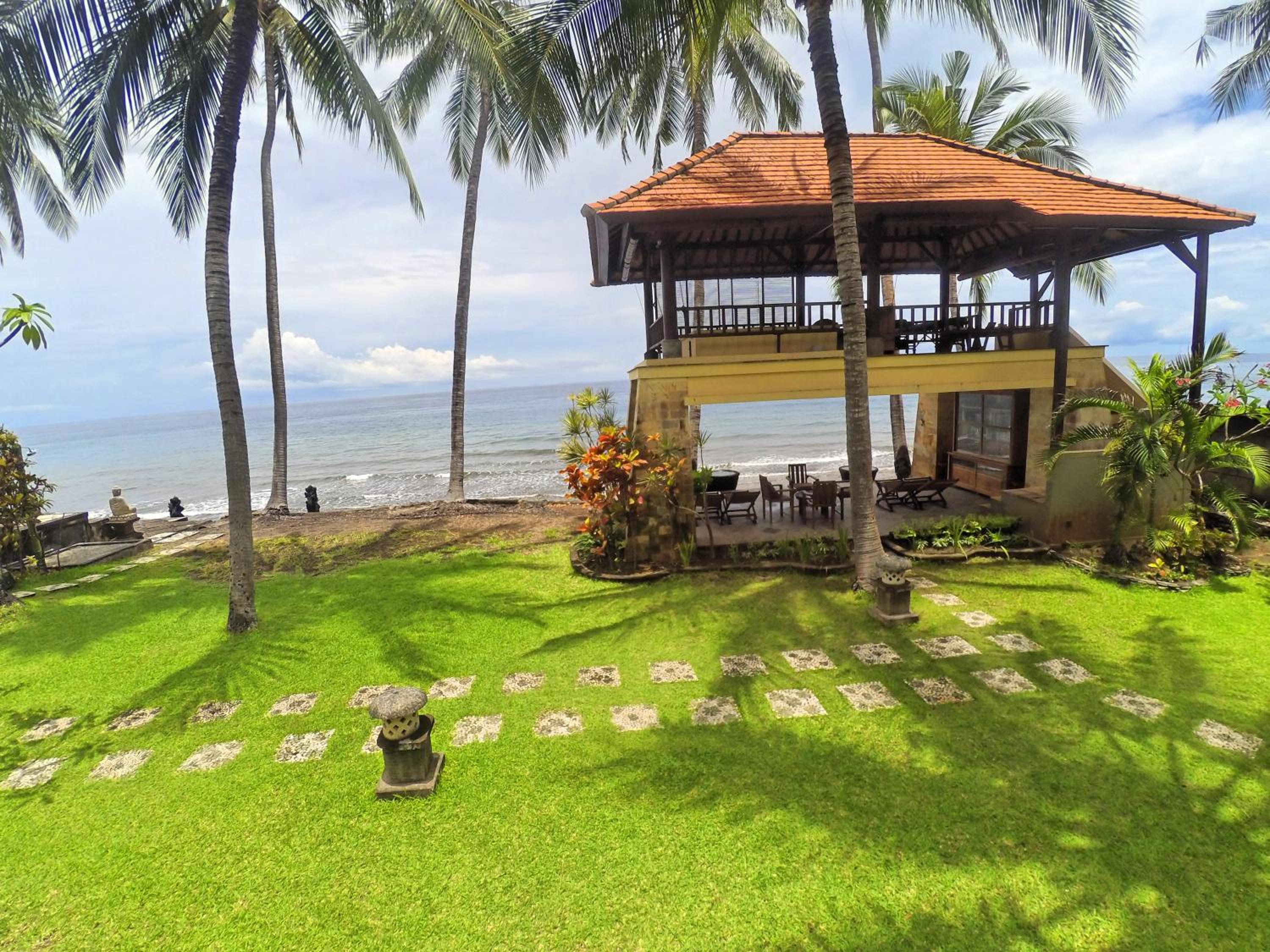 Three-Bedroom Villa - Photo 21