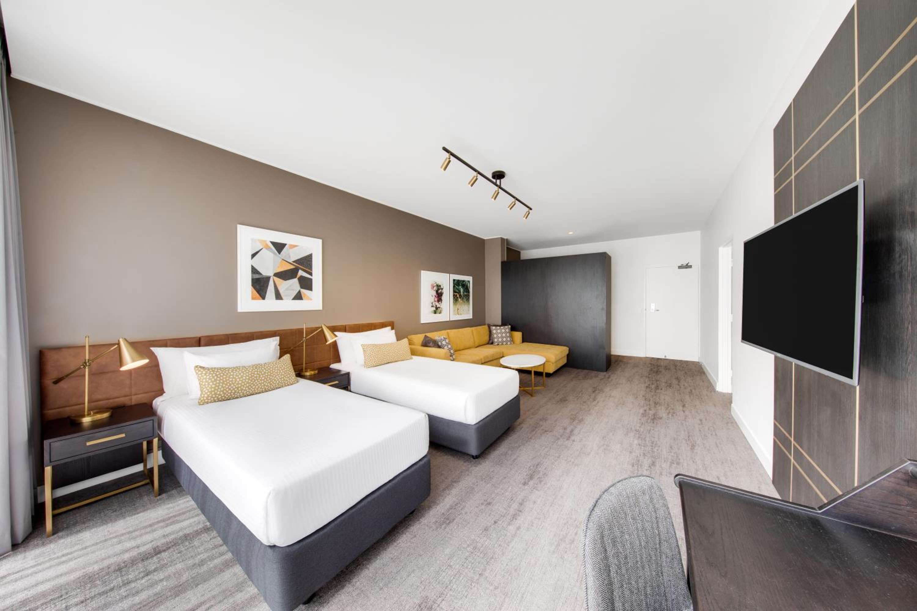 Vibe Guest King or Twin Room