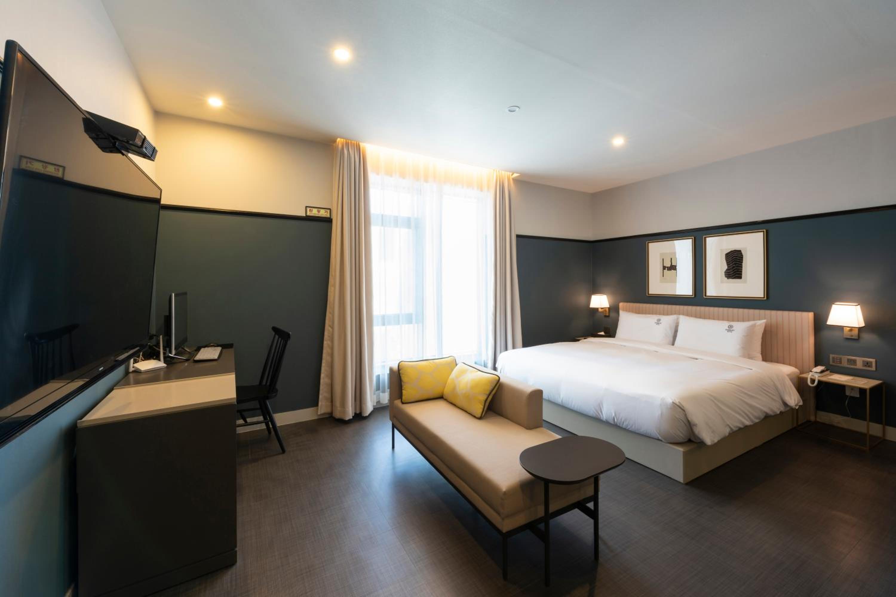 Deluxe Double Room - Photo 4