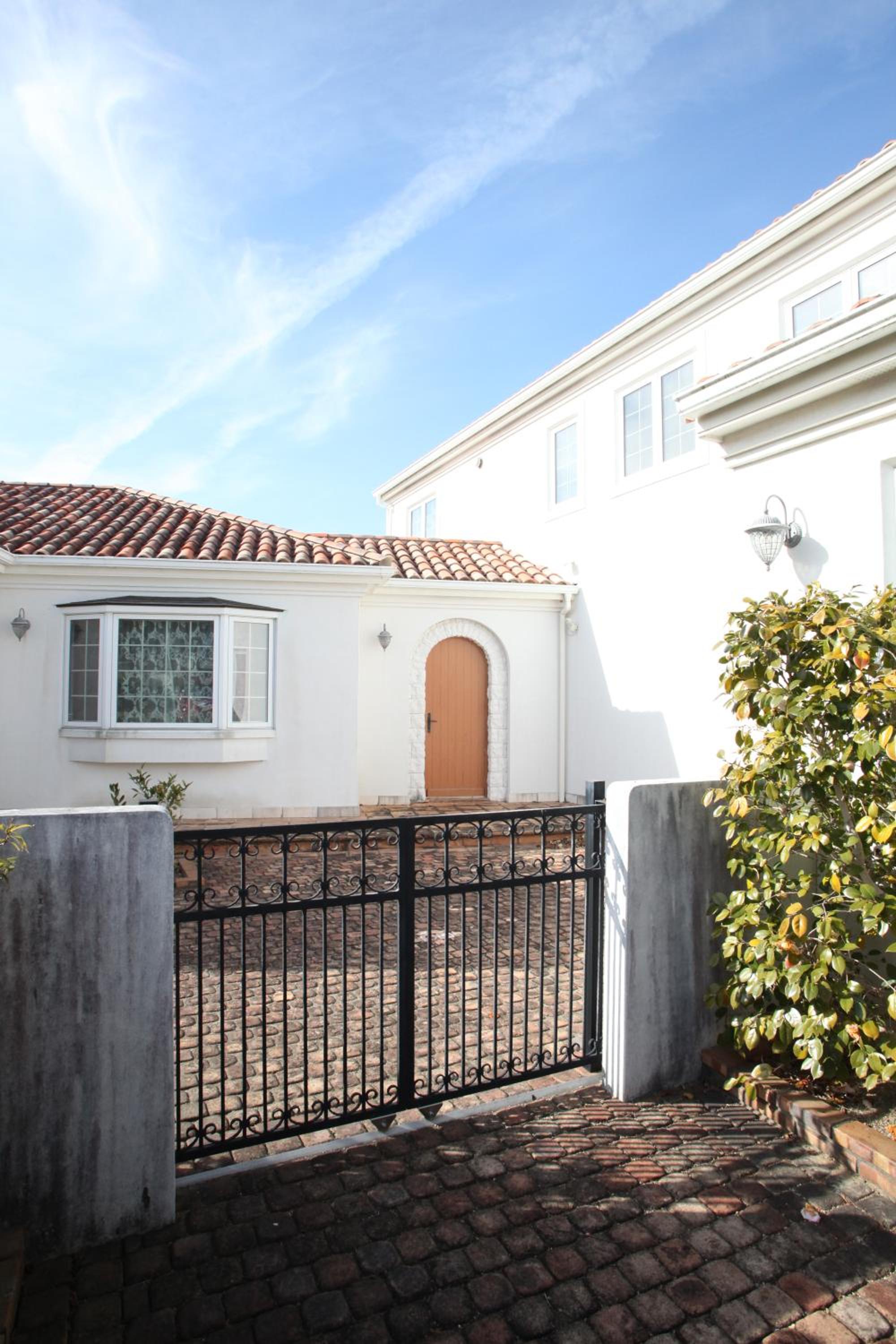 Three-Bedroom Villa - Photo 47