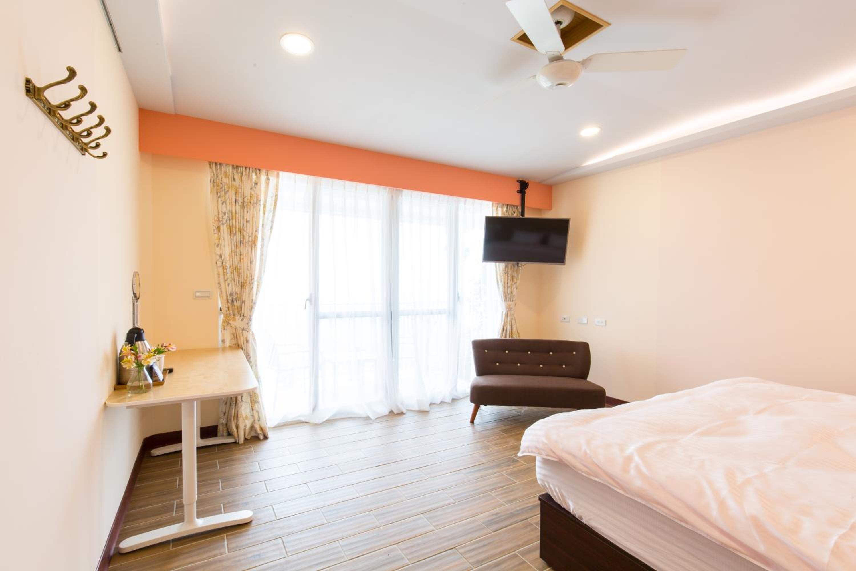 Mountain View Double Room with Balcony photo 3