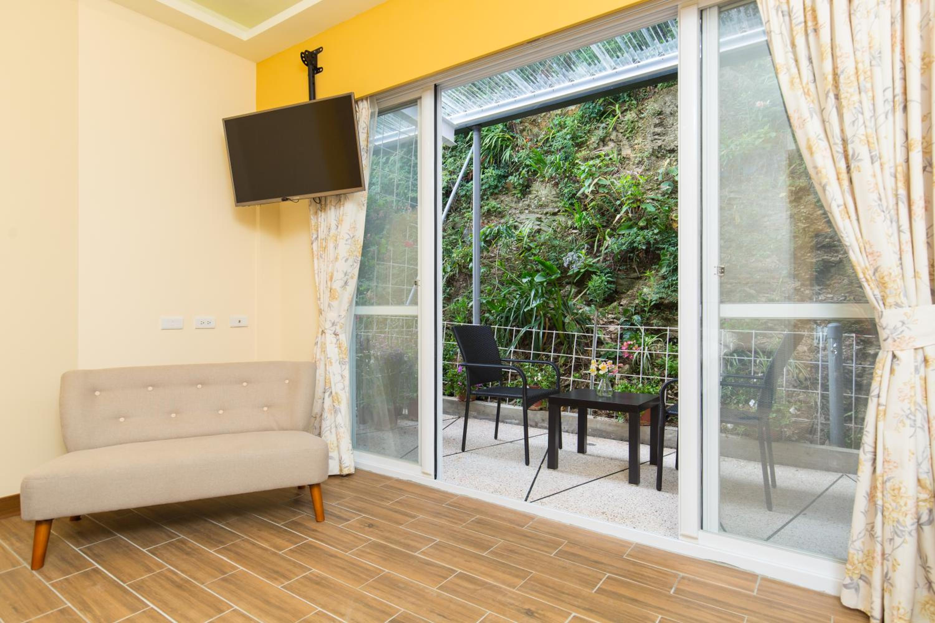 Double Room with Garden View photo 3