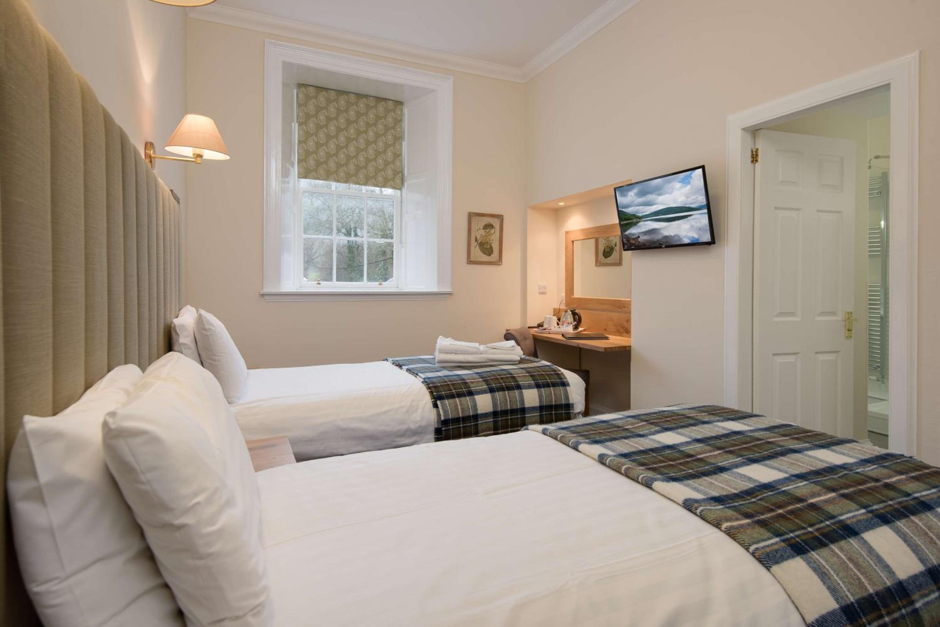 Standard Twin Room - Non-Smoking photo 2