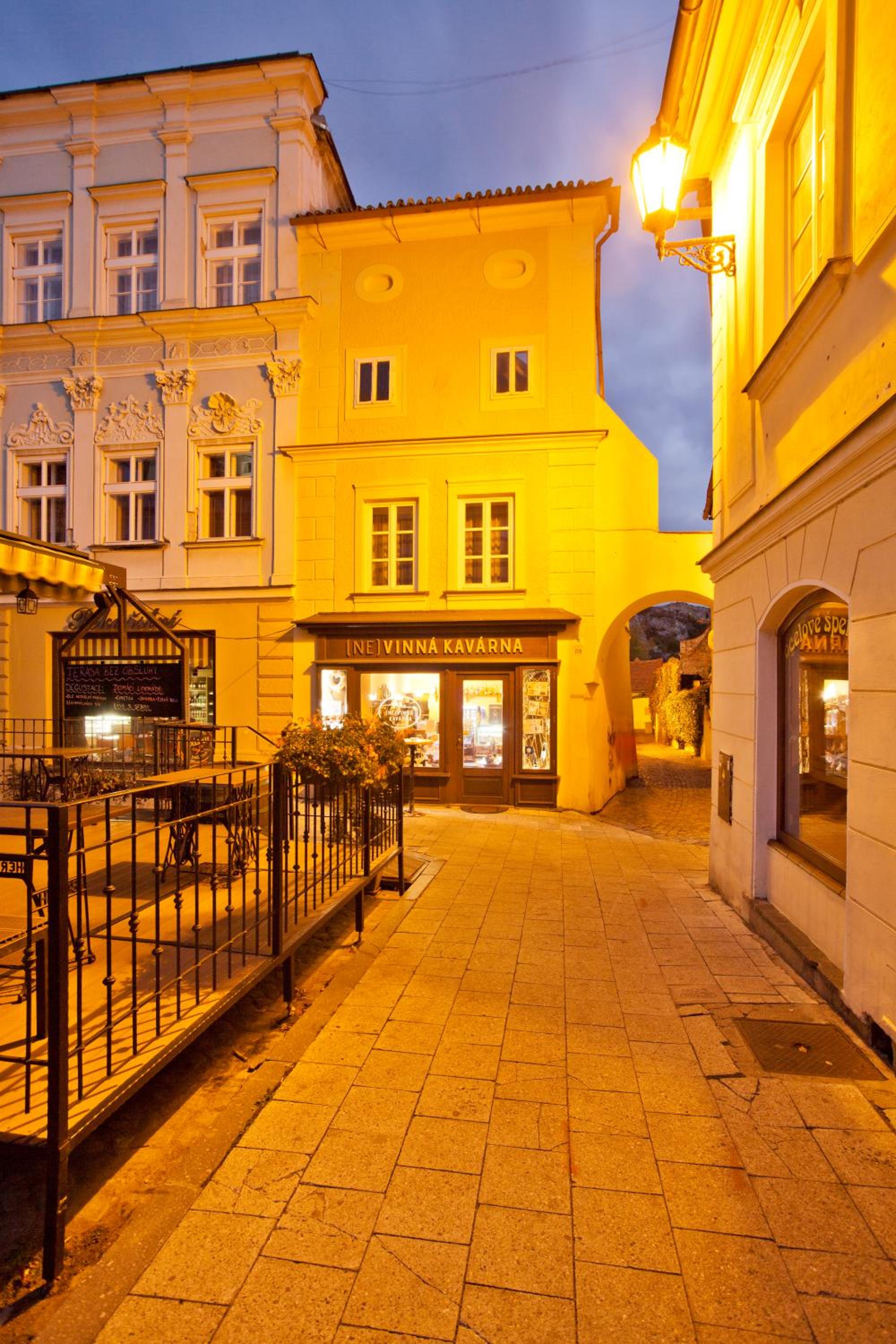Quadruple Room with Terrace - Photo 12