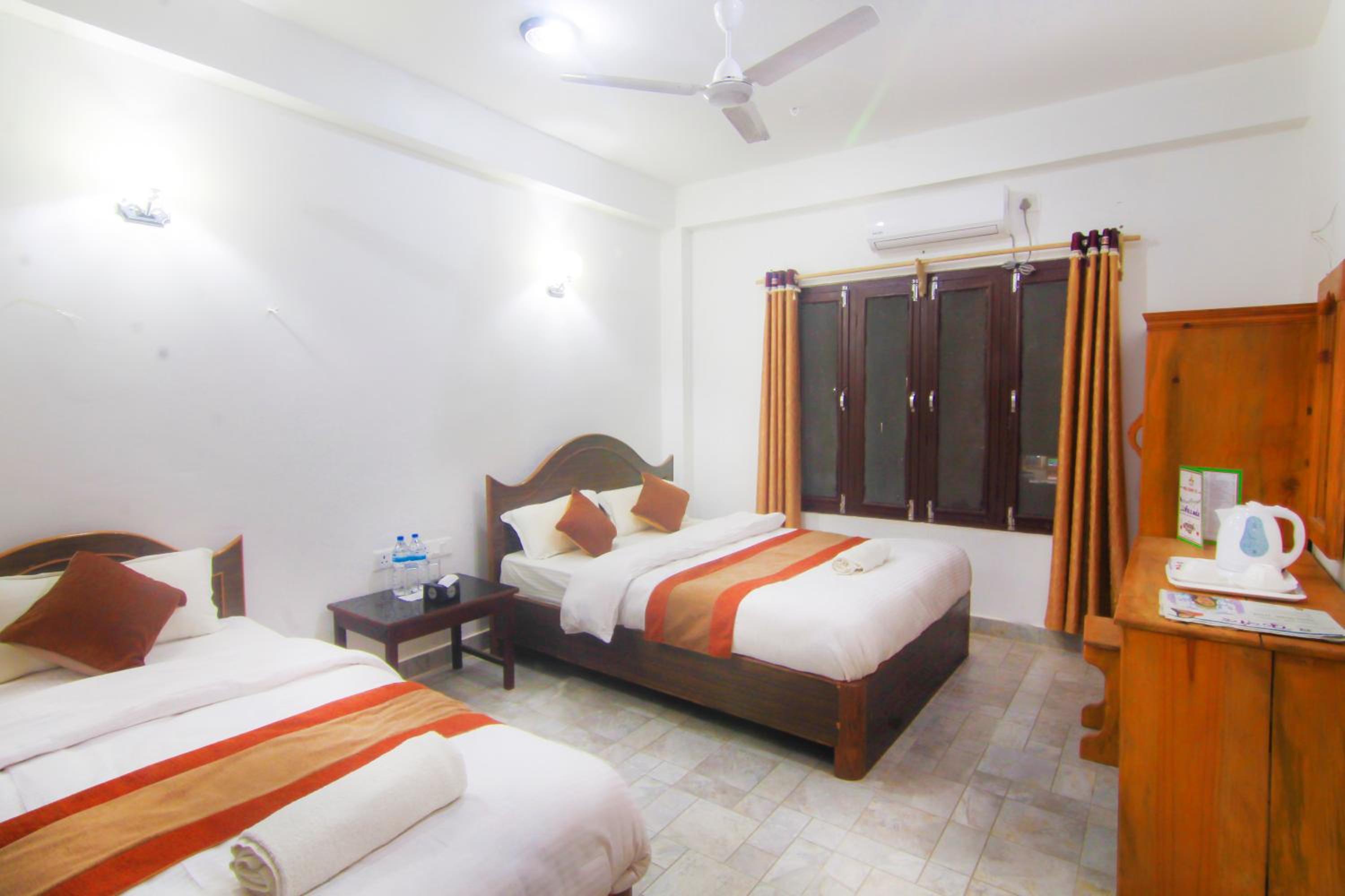 Triple Room with Garden View