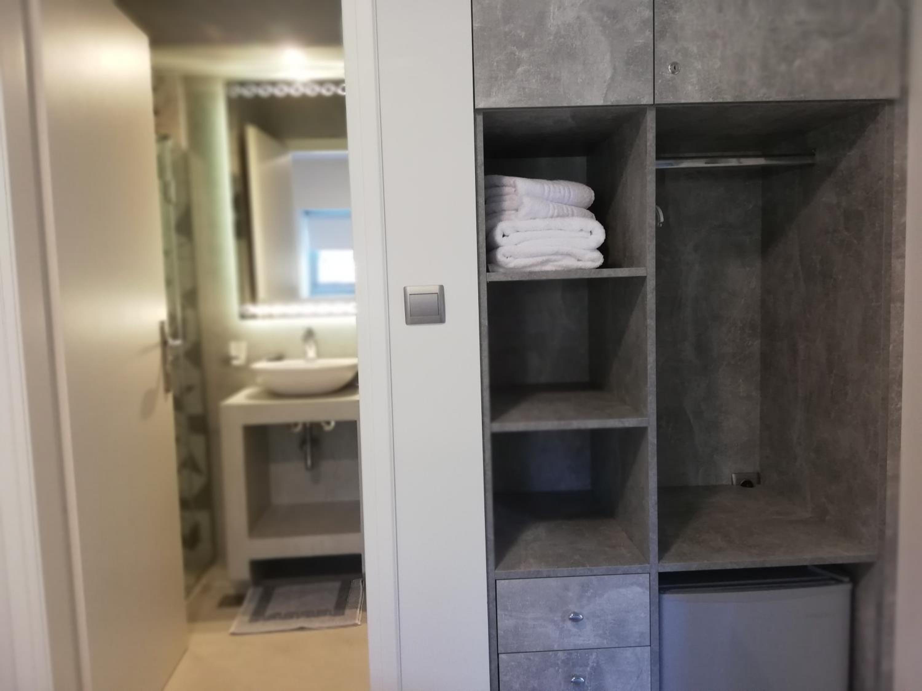 Standard Twin Room photo 3