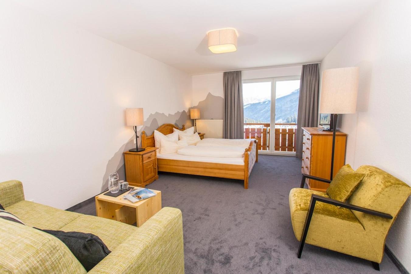 Double Room with Balcony - Photo 5