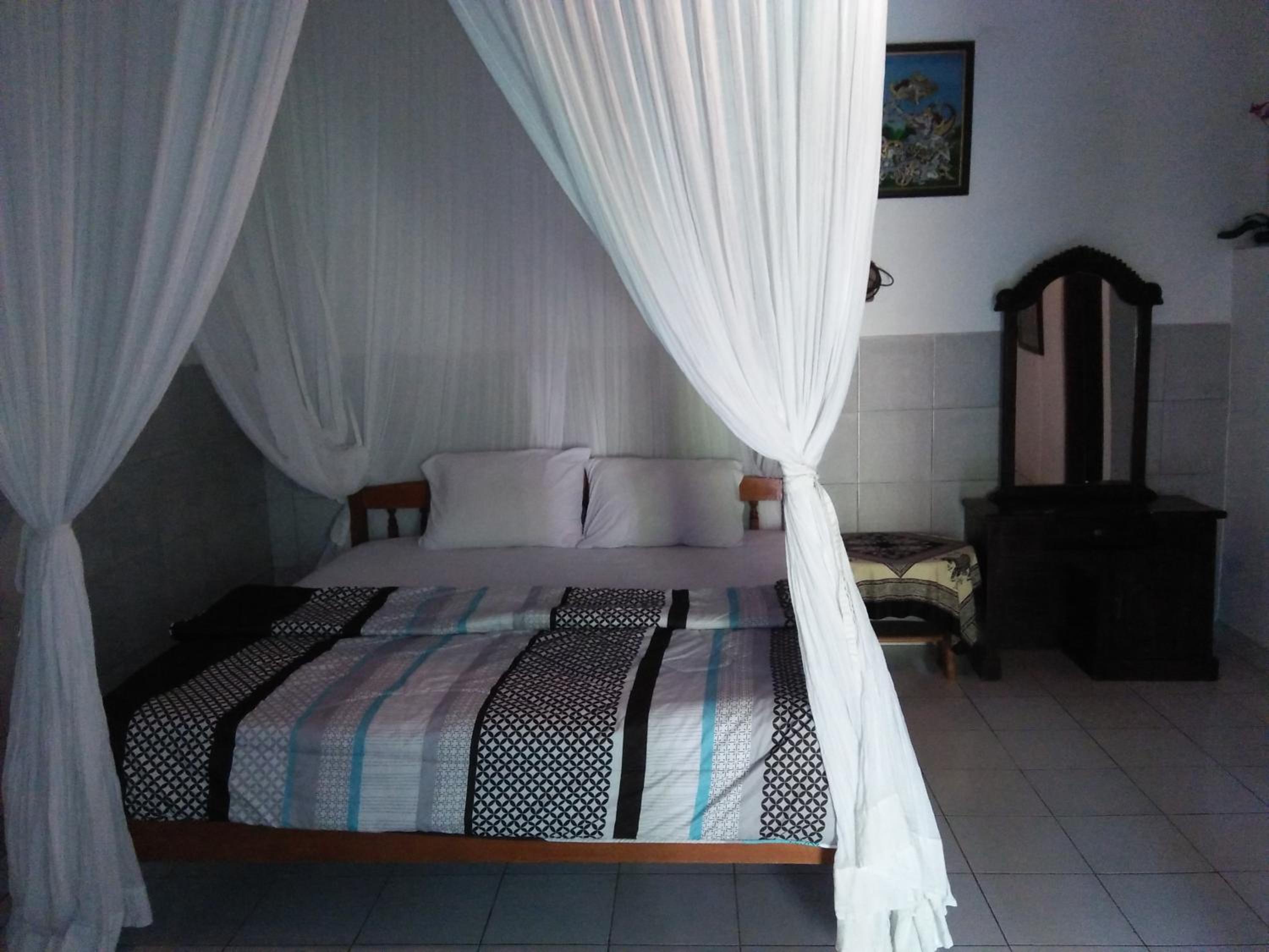 Two-Bedroom Apartment - Photo 8