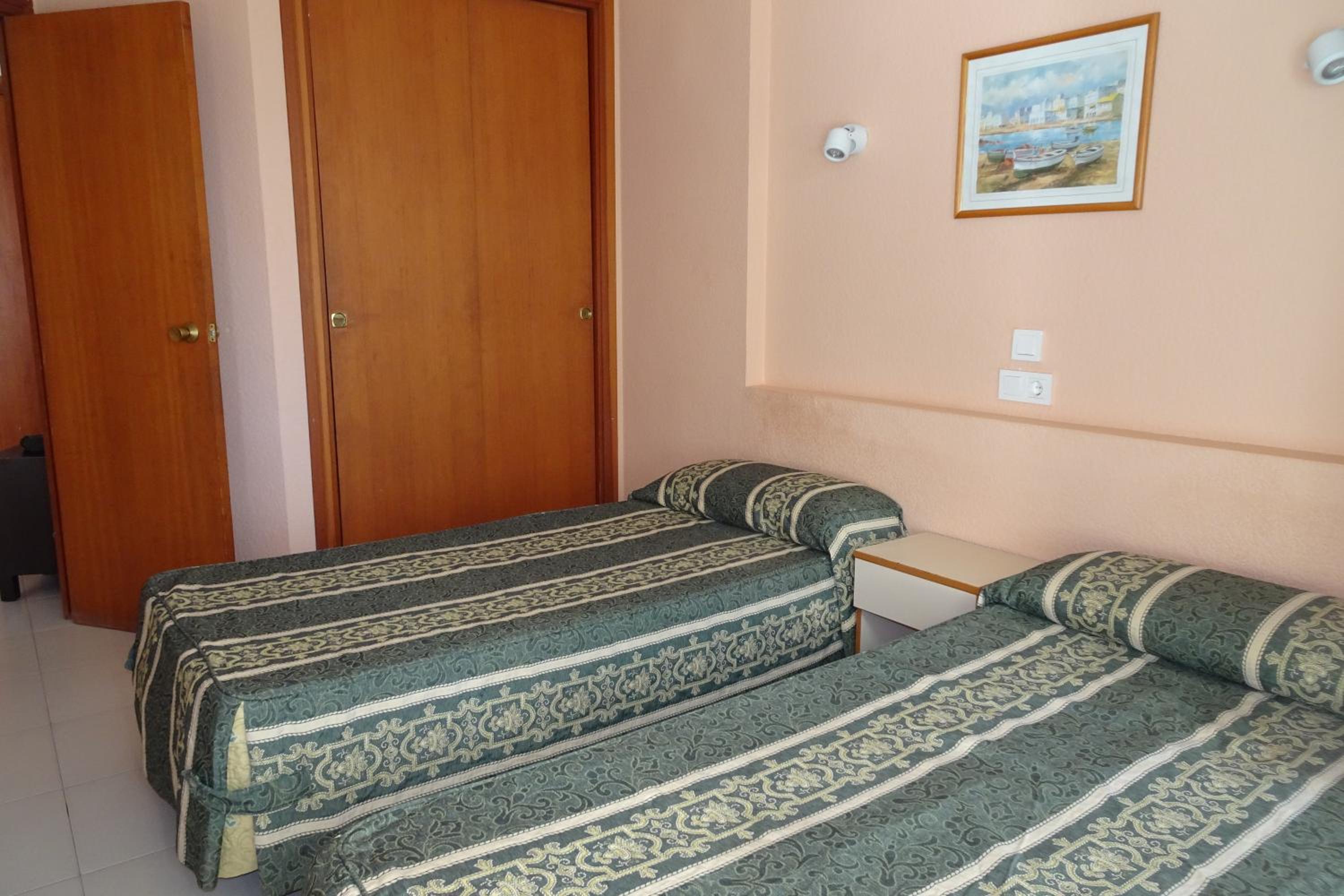 One-Bedroom Apartment - Photo 25