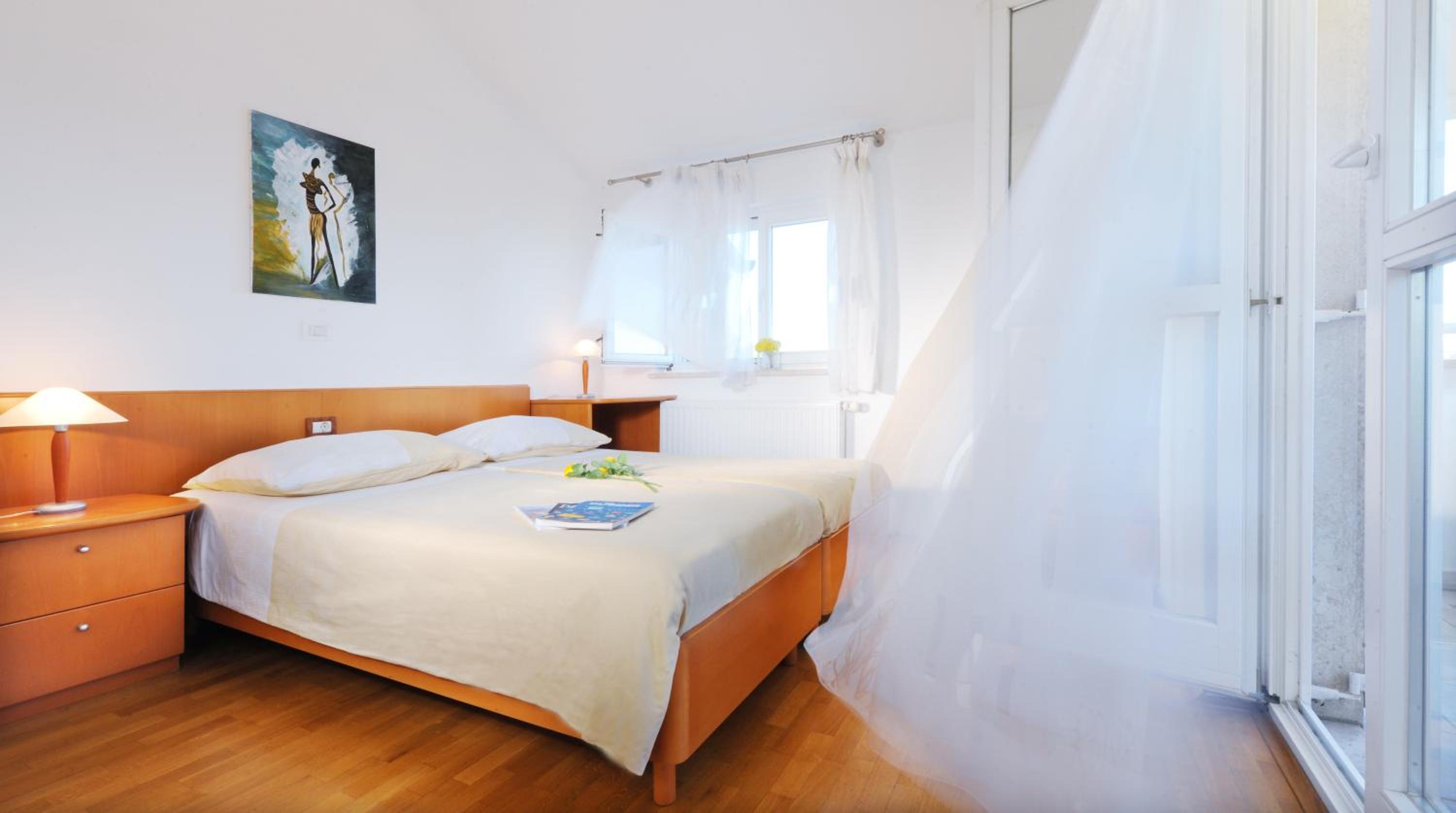 Duplex Apartment with Jacuzzi