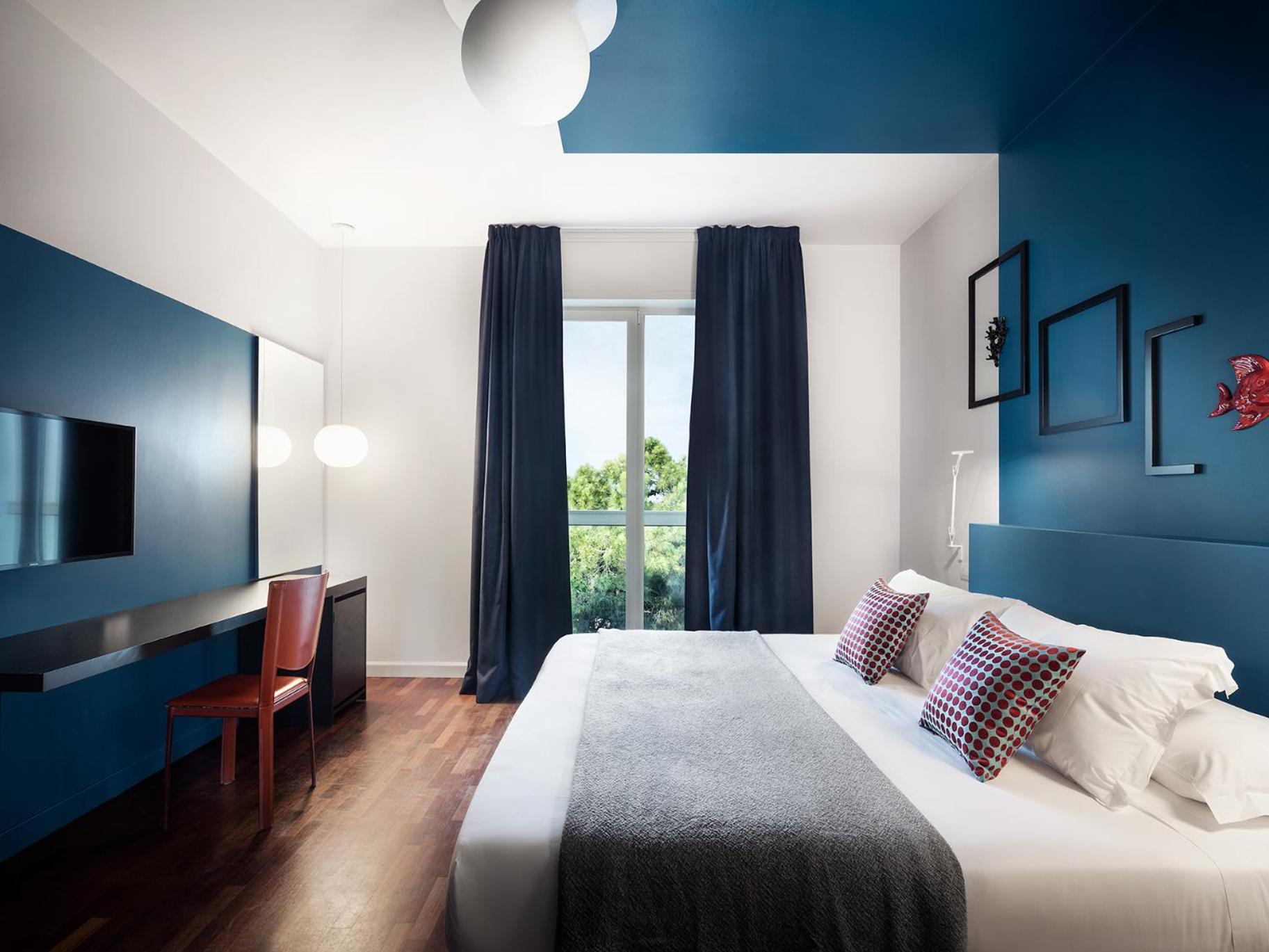 Classic Double or Twin Room - Photo 6