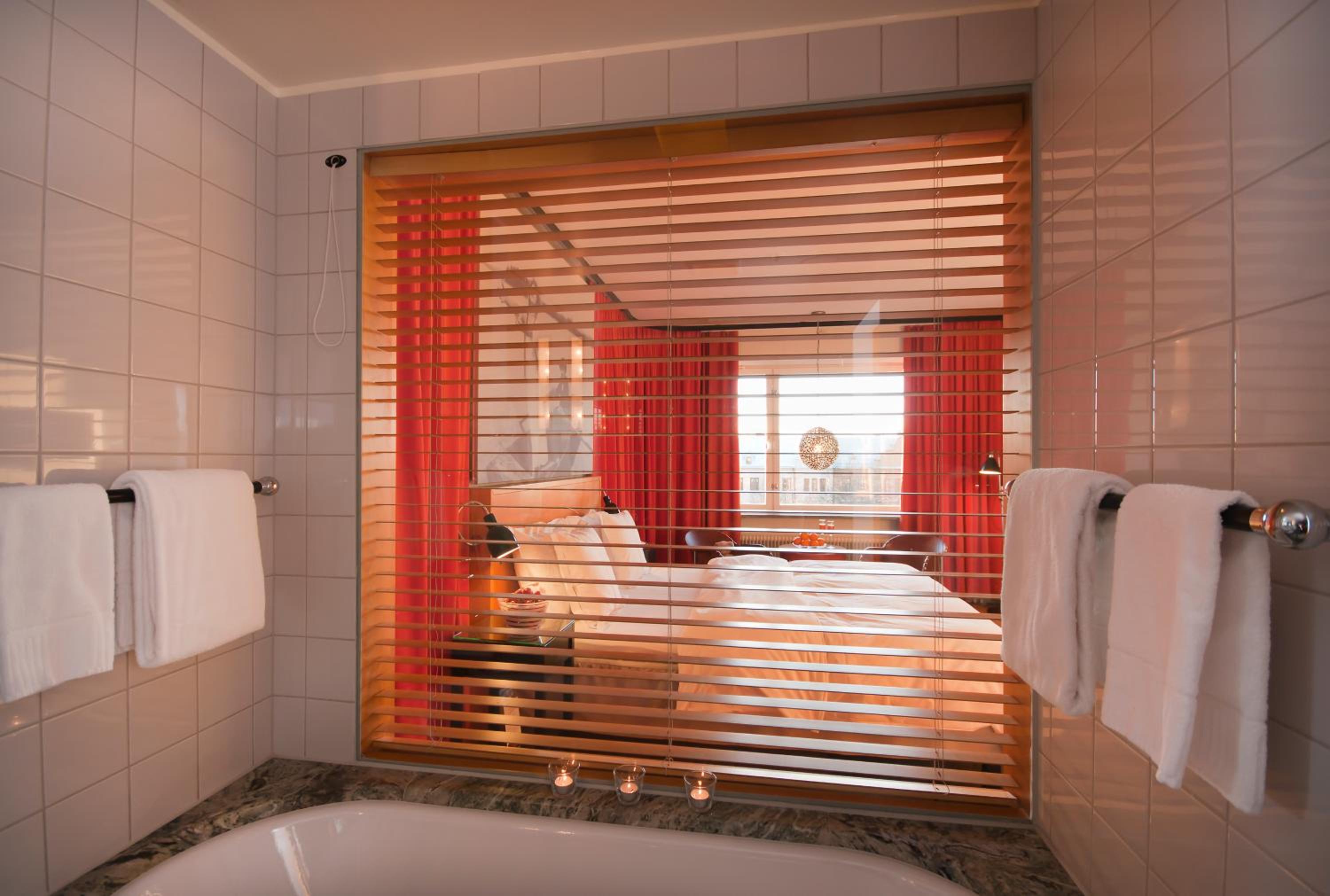 Deluxe Double or Twin Room - Photo 14