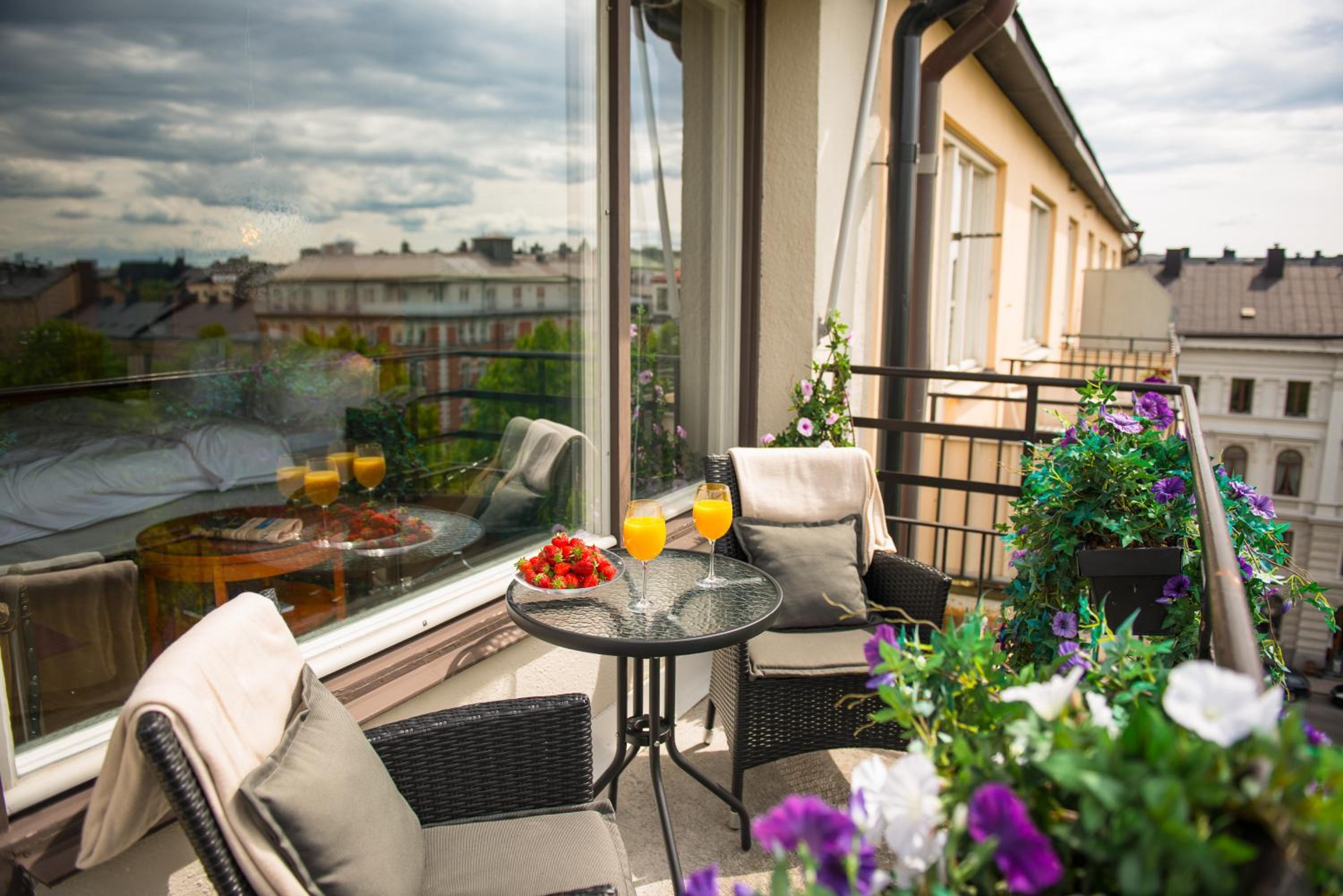 Deluxe Double or Twin Room with Balcony - Photo 8