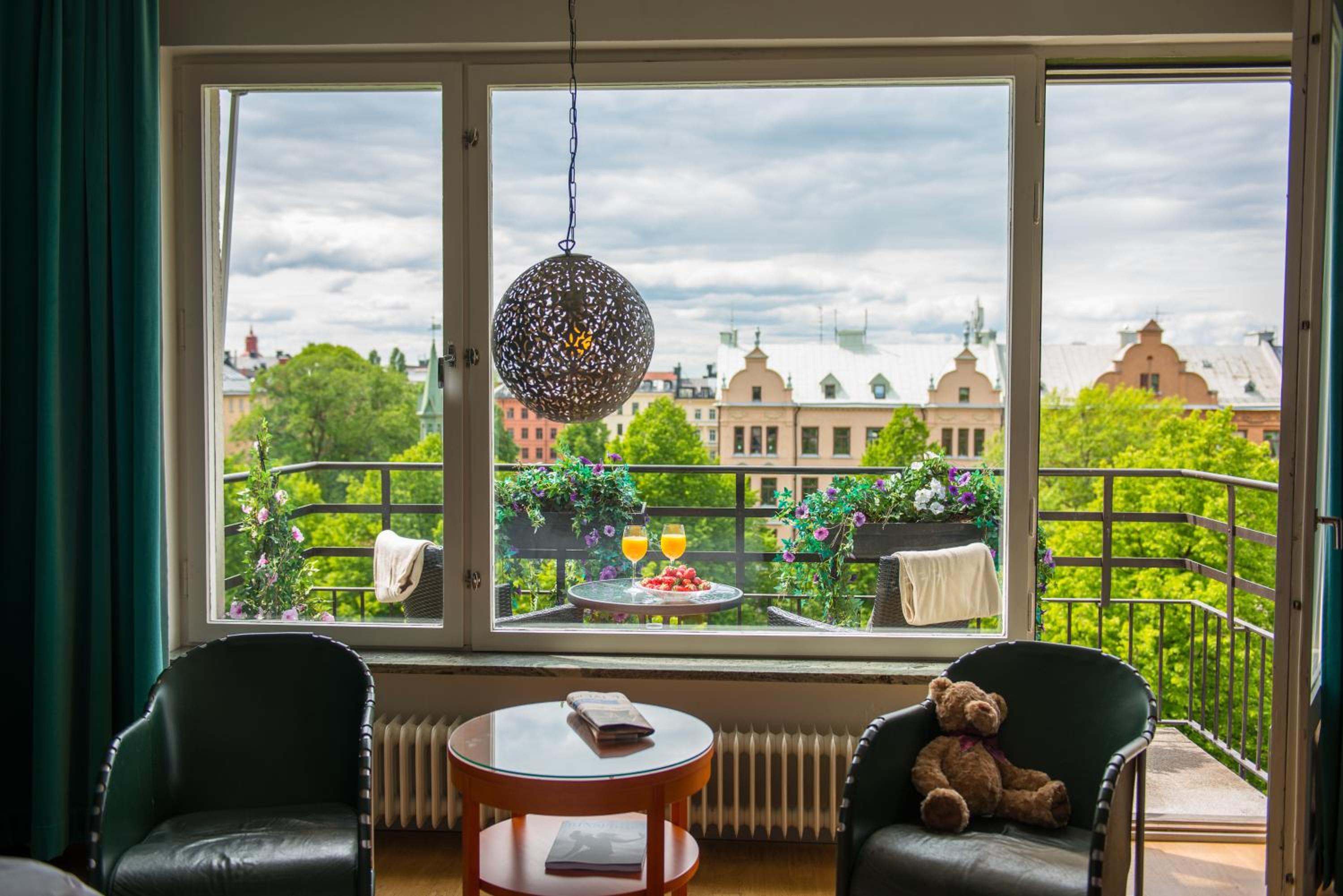 Deluxe Double or Twin Room with Balcony - Photo 7