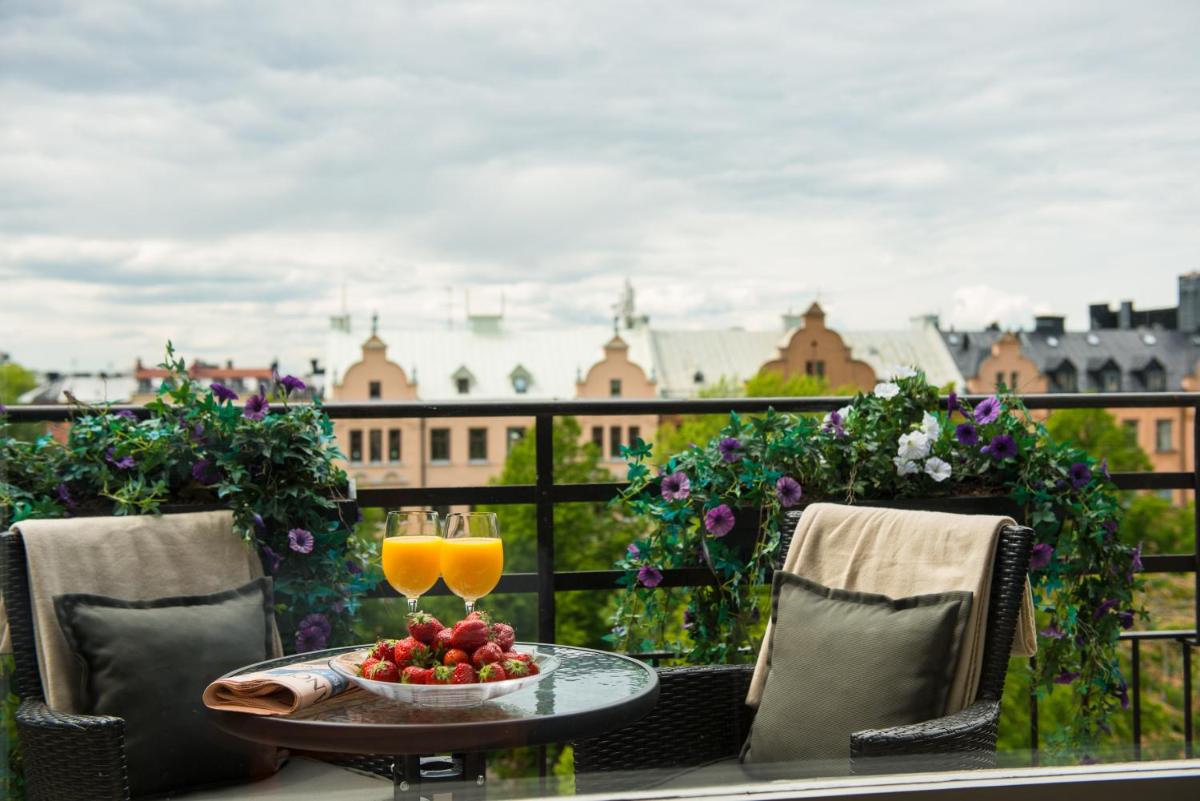 Deluxe Double or Twin Room with Balcony - Photo 9