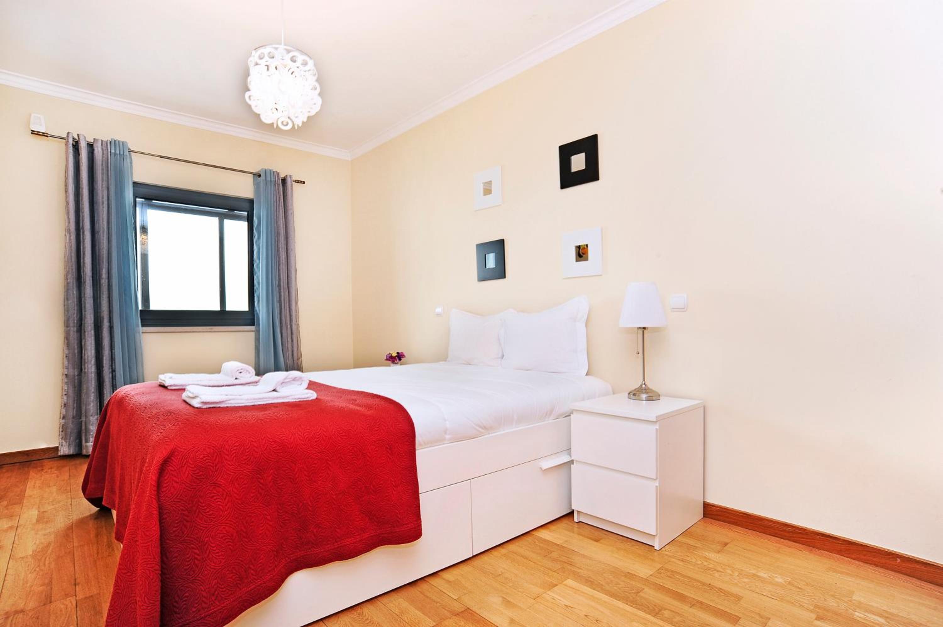 Apartment photo 1