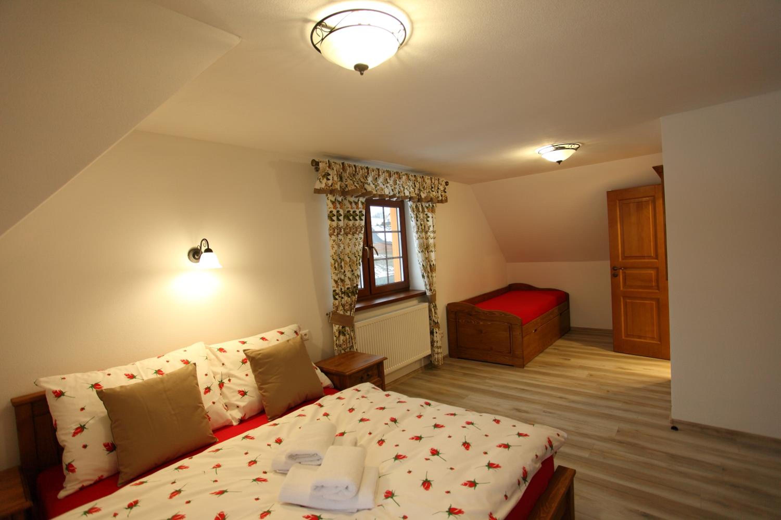Two-Bedroom House photo 2