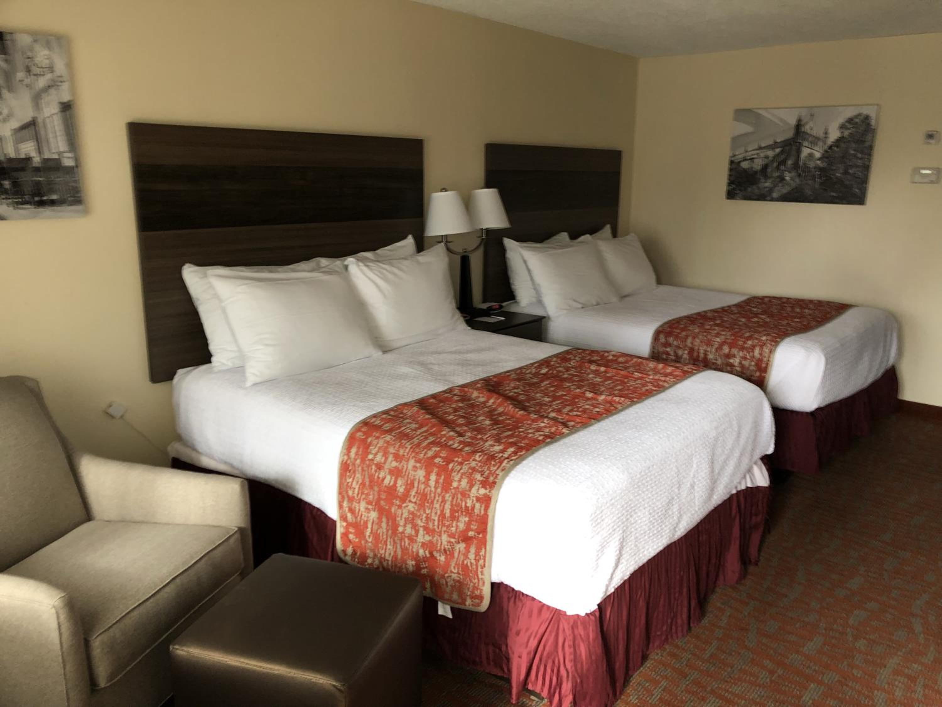 Queen Room with Two Queen Beds - Photo 1