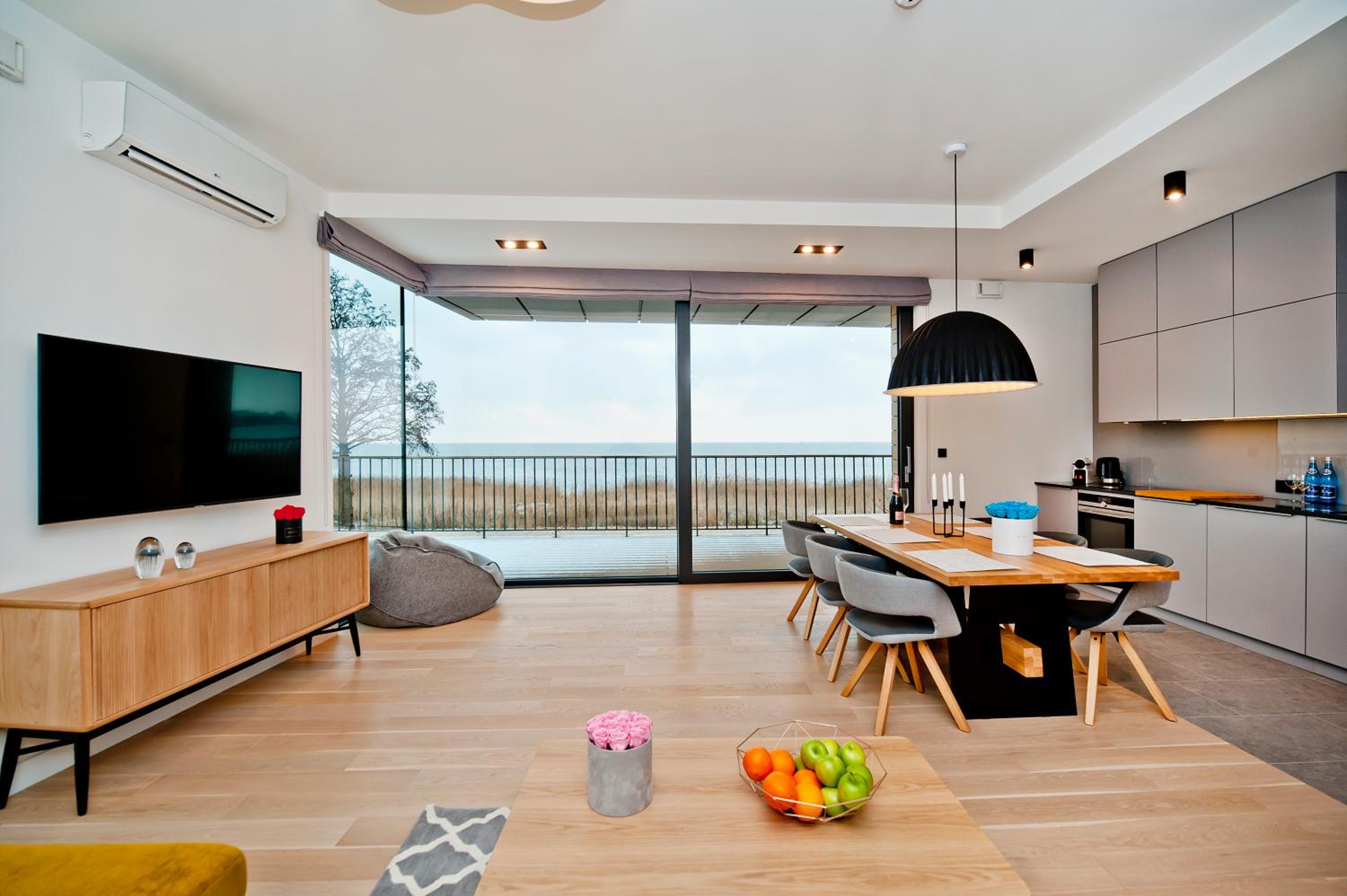 Two bedroom apartment with Sea View - ul. Mickiewicza 7/5 photo 2