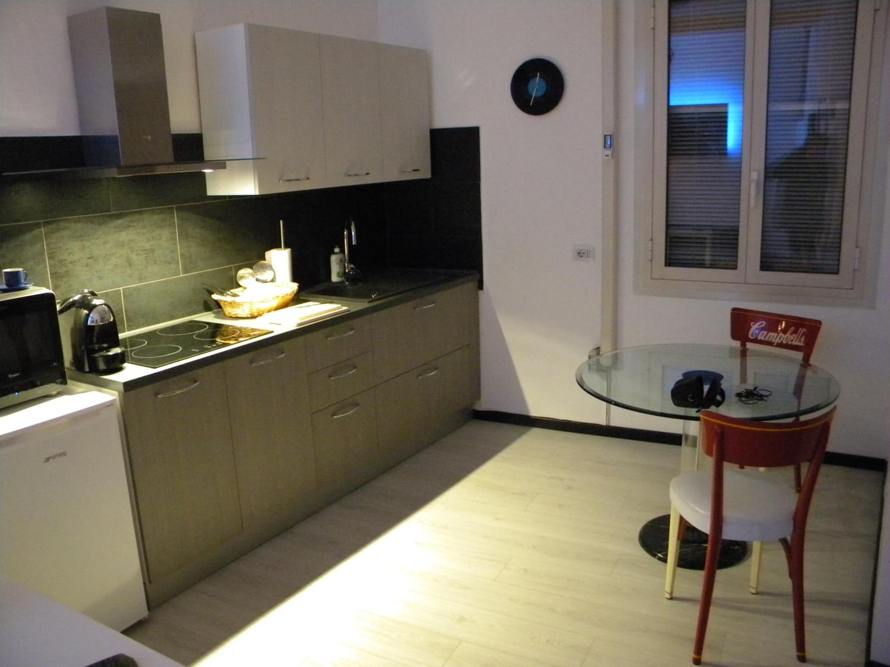 One-Bedroom Apartment - Photo 40