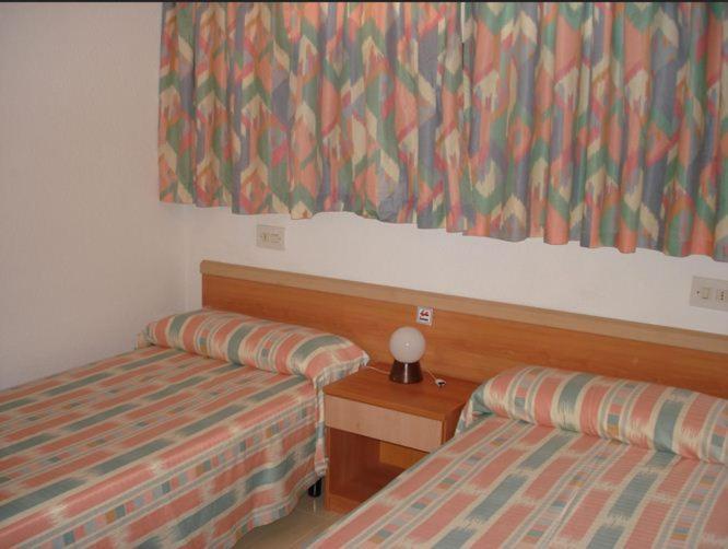  One-Bedroom Apartment (3 Adults + 1 Child)  photo 2