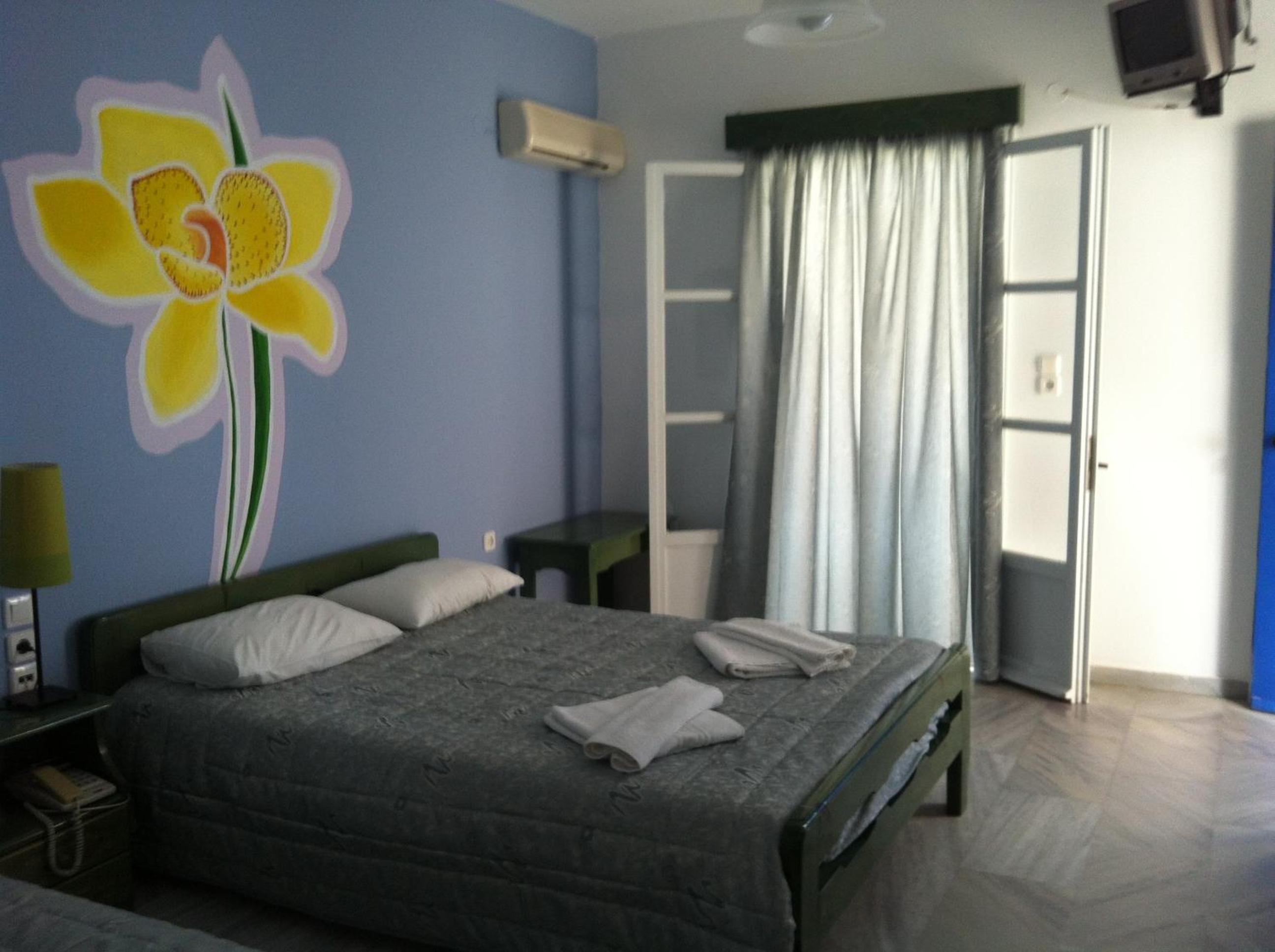 Double Room with Sea View - Photo 3