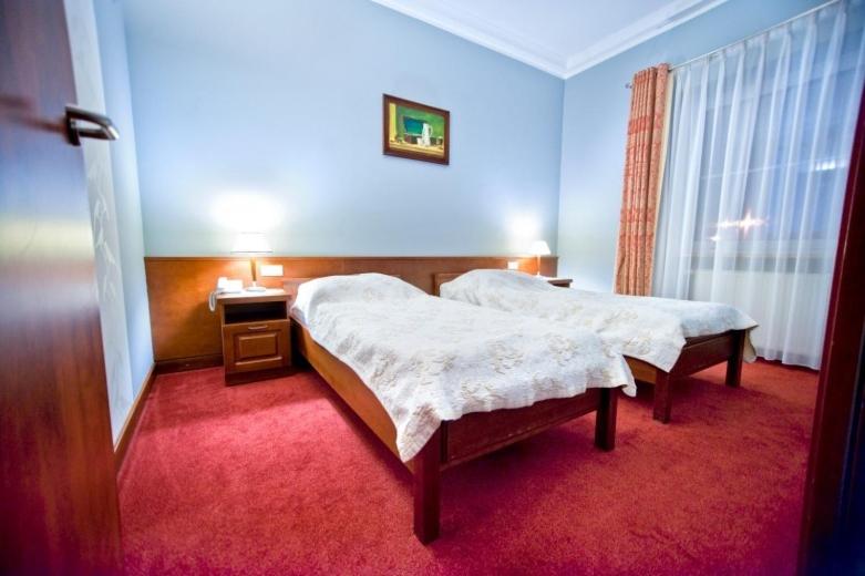 Double or Twin Room - Photo 4