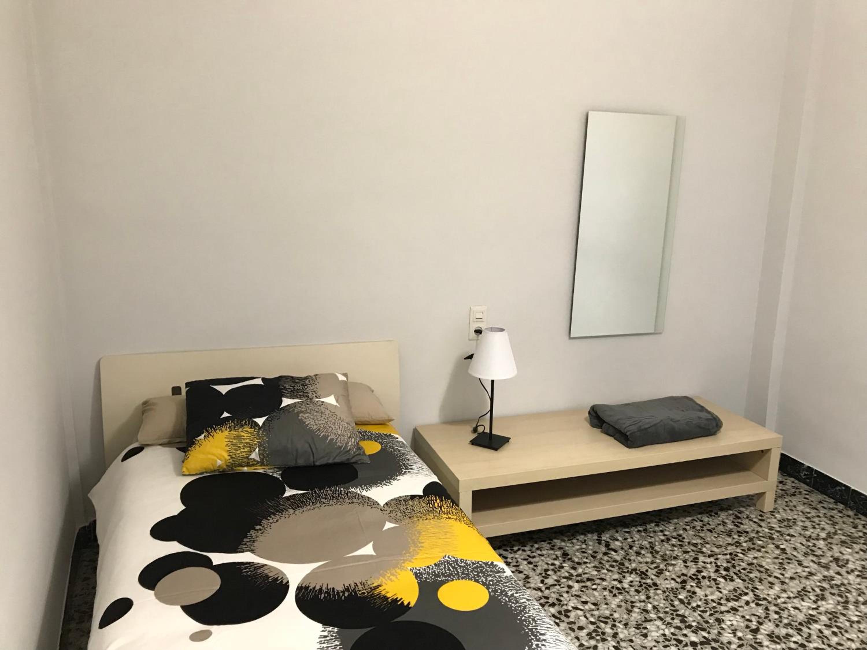 Apartment - Photo 2