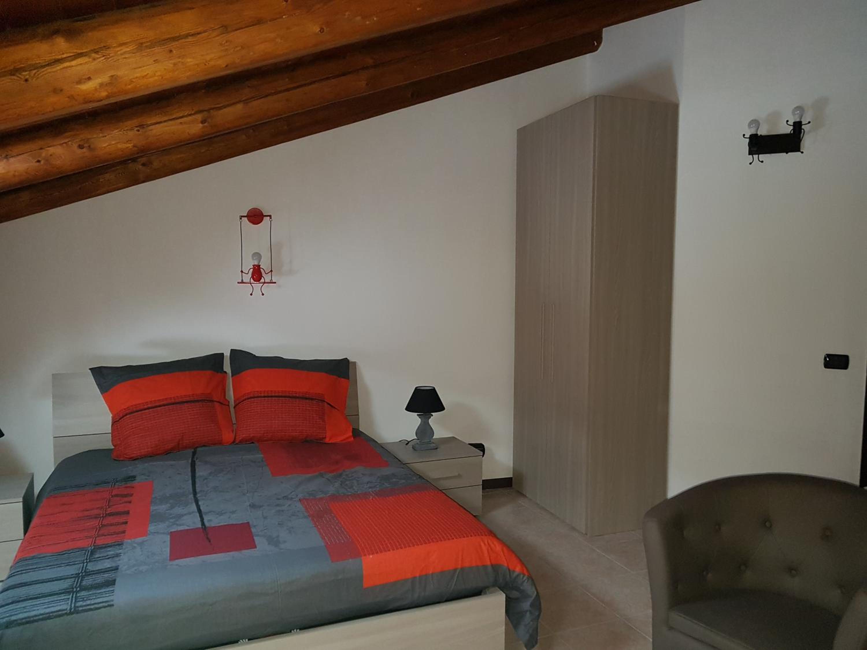 Studio Apartment photo 1