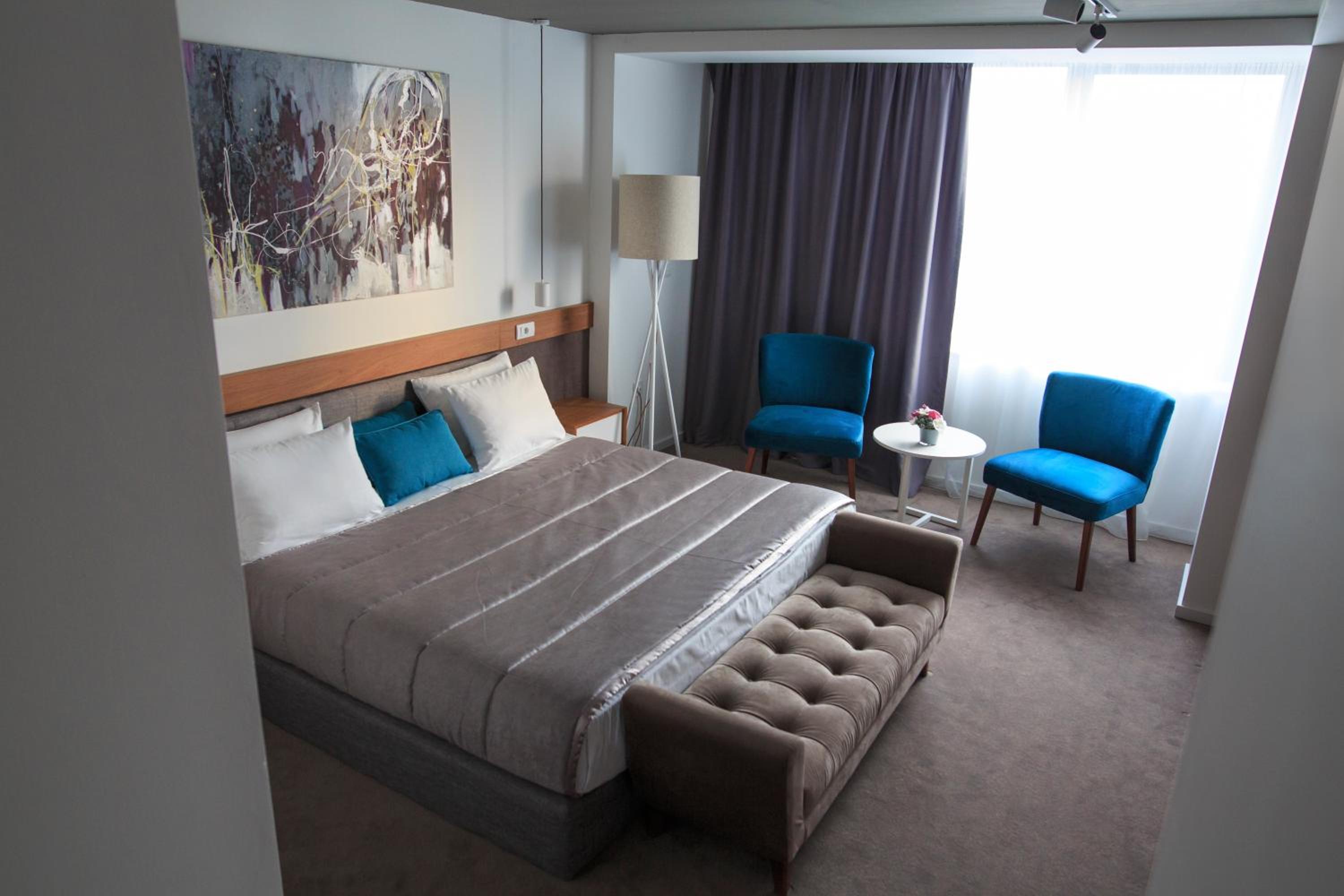 Deluxe Double or Twin Room photo 1