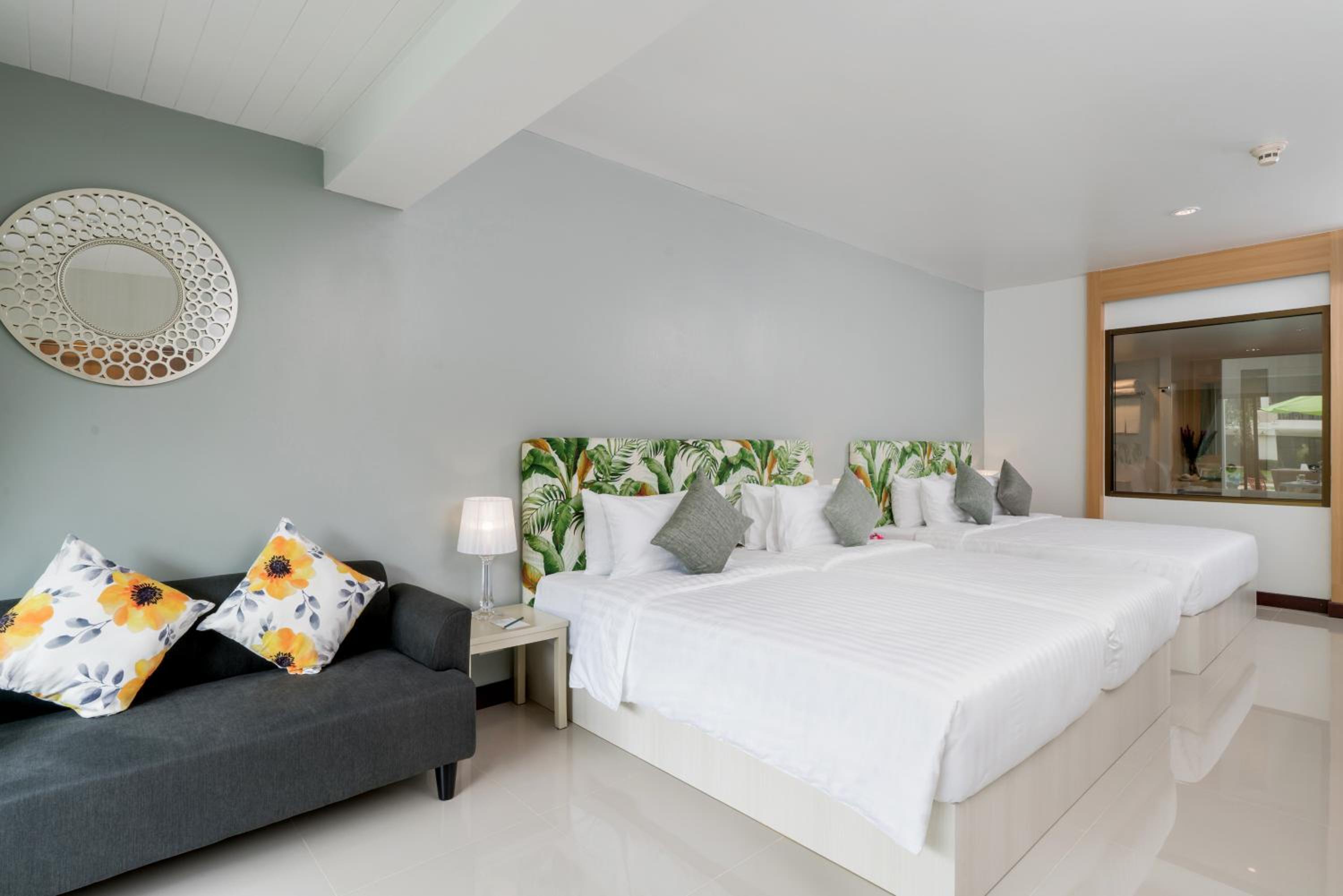 Deluxe Triple Room - Photo 6