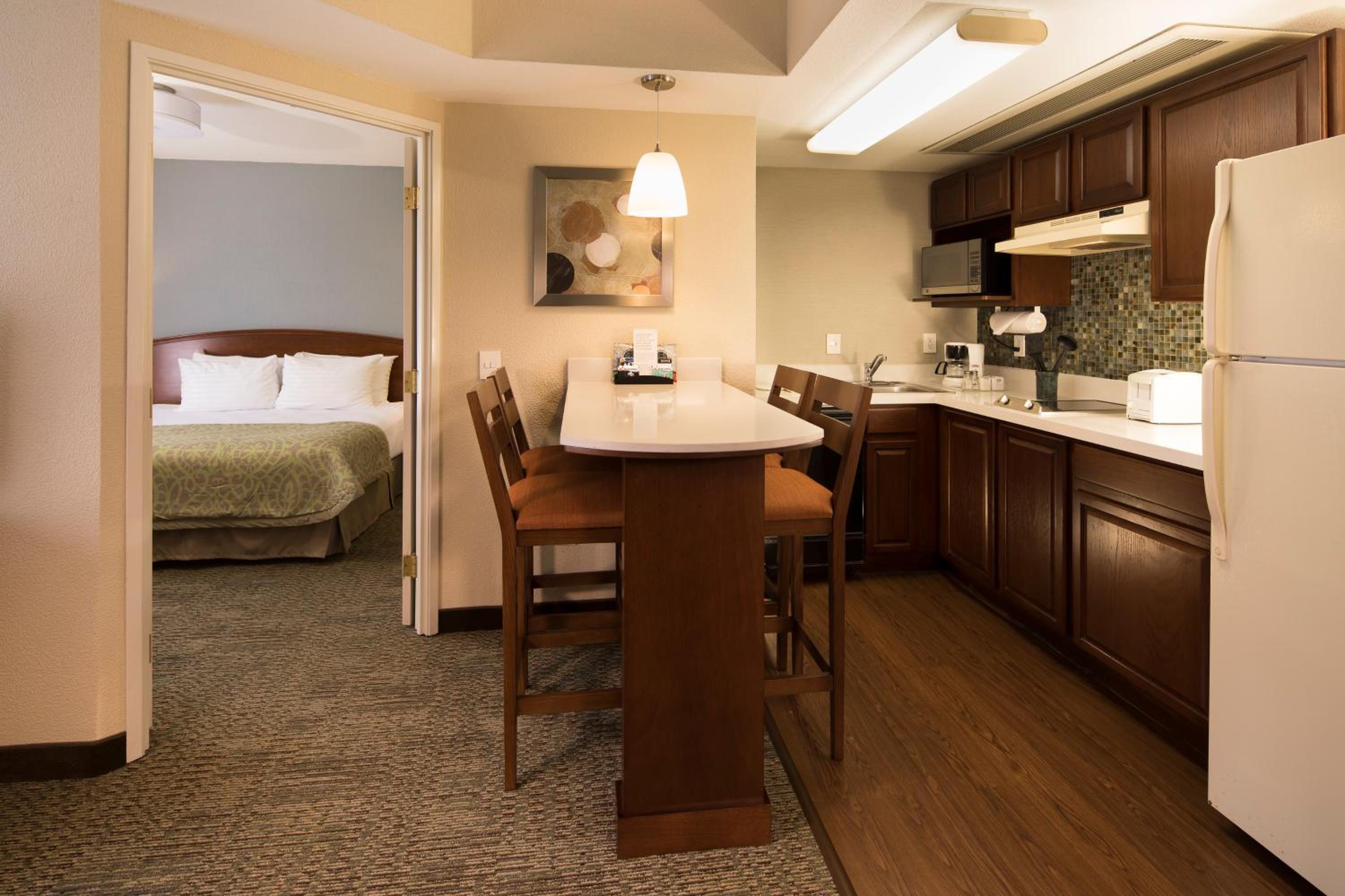Two-Bedroom Suite - Non-Smoking