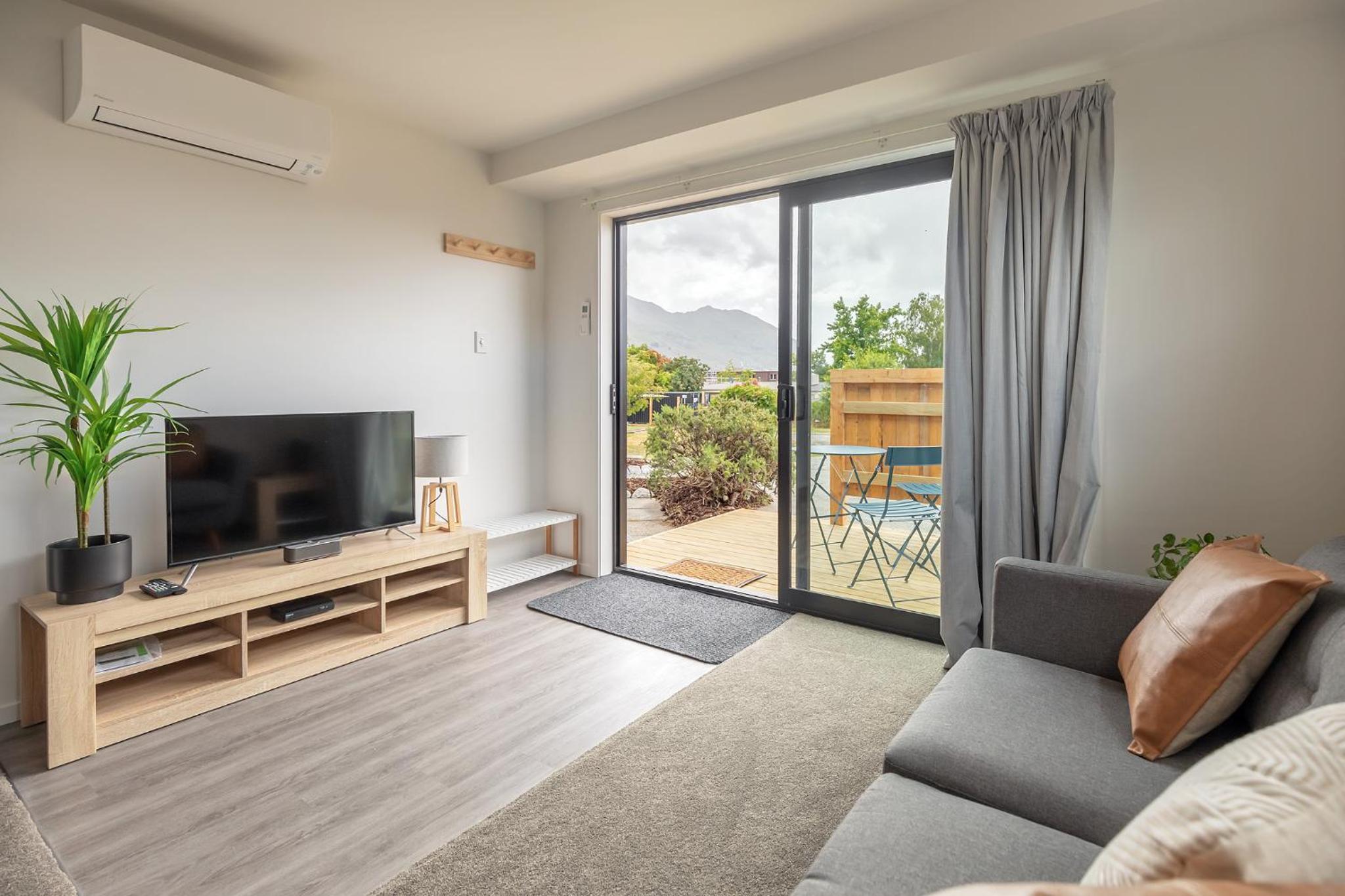Double Room with Mountain View - No kitchen - Photo 2