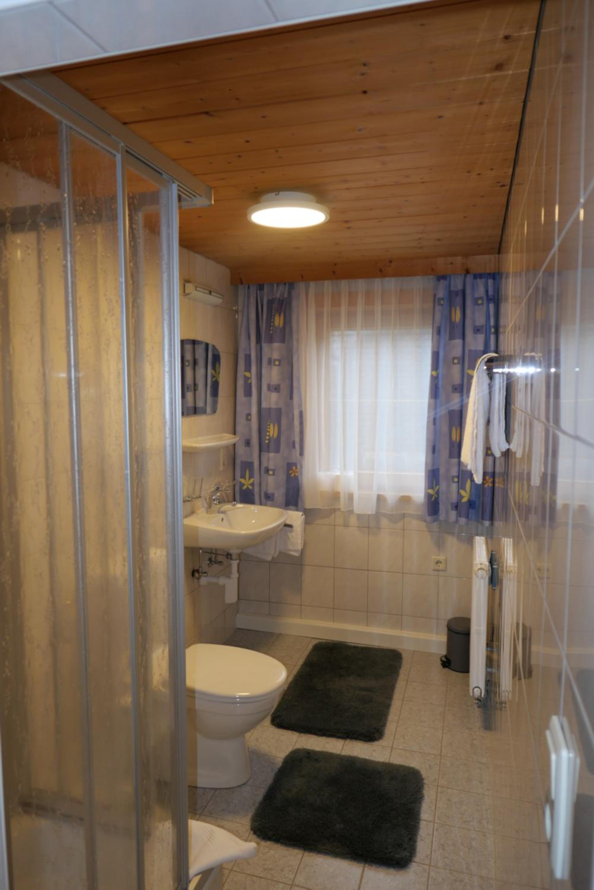Double Room with Private Bathroom photo 2